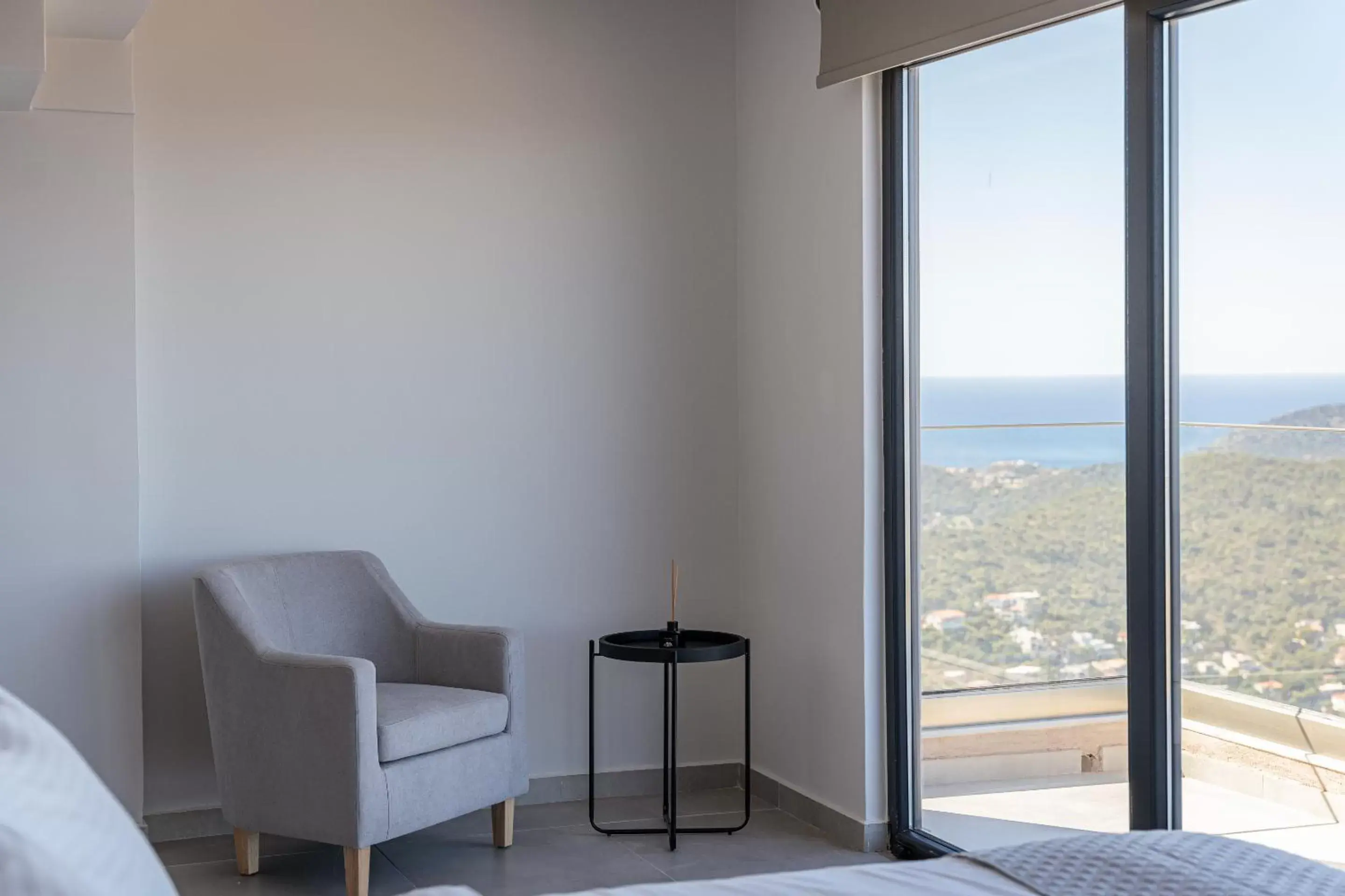 Photo of the whole room, Seating Area in Saronida Hills