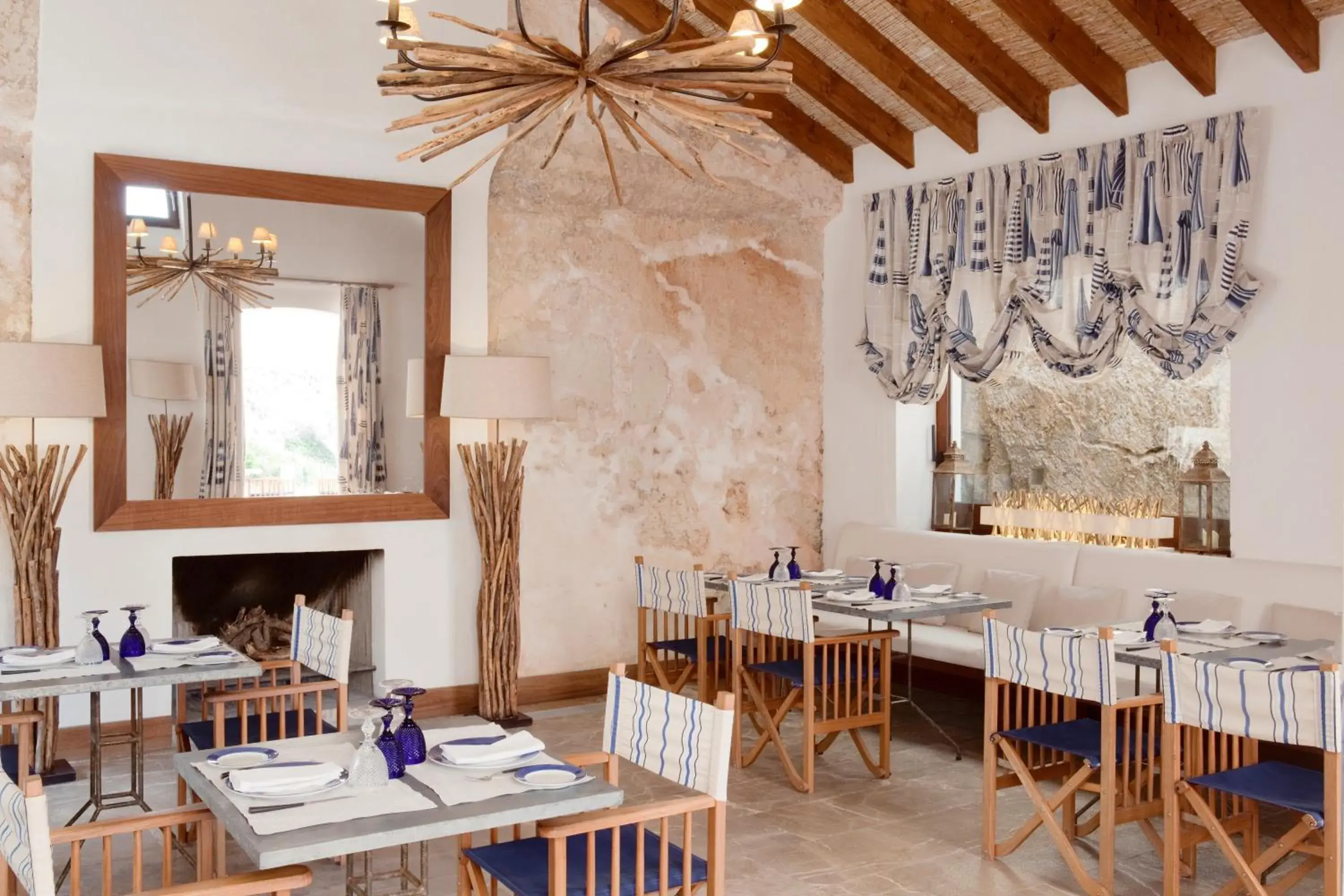 Restaurant/Places to Eat in Cap Rocat, a Small Luxury Hotel of the World