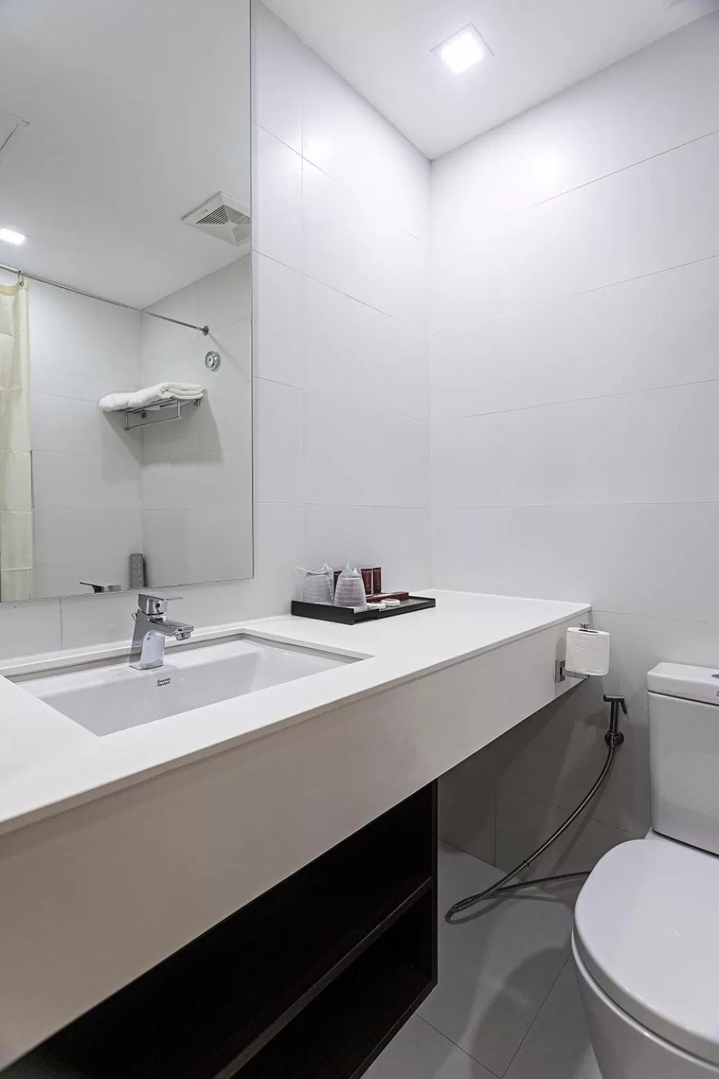 Toilet in Sarrosa International Hotel and Residential Suites