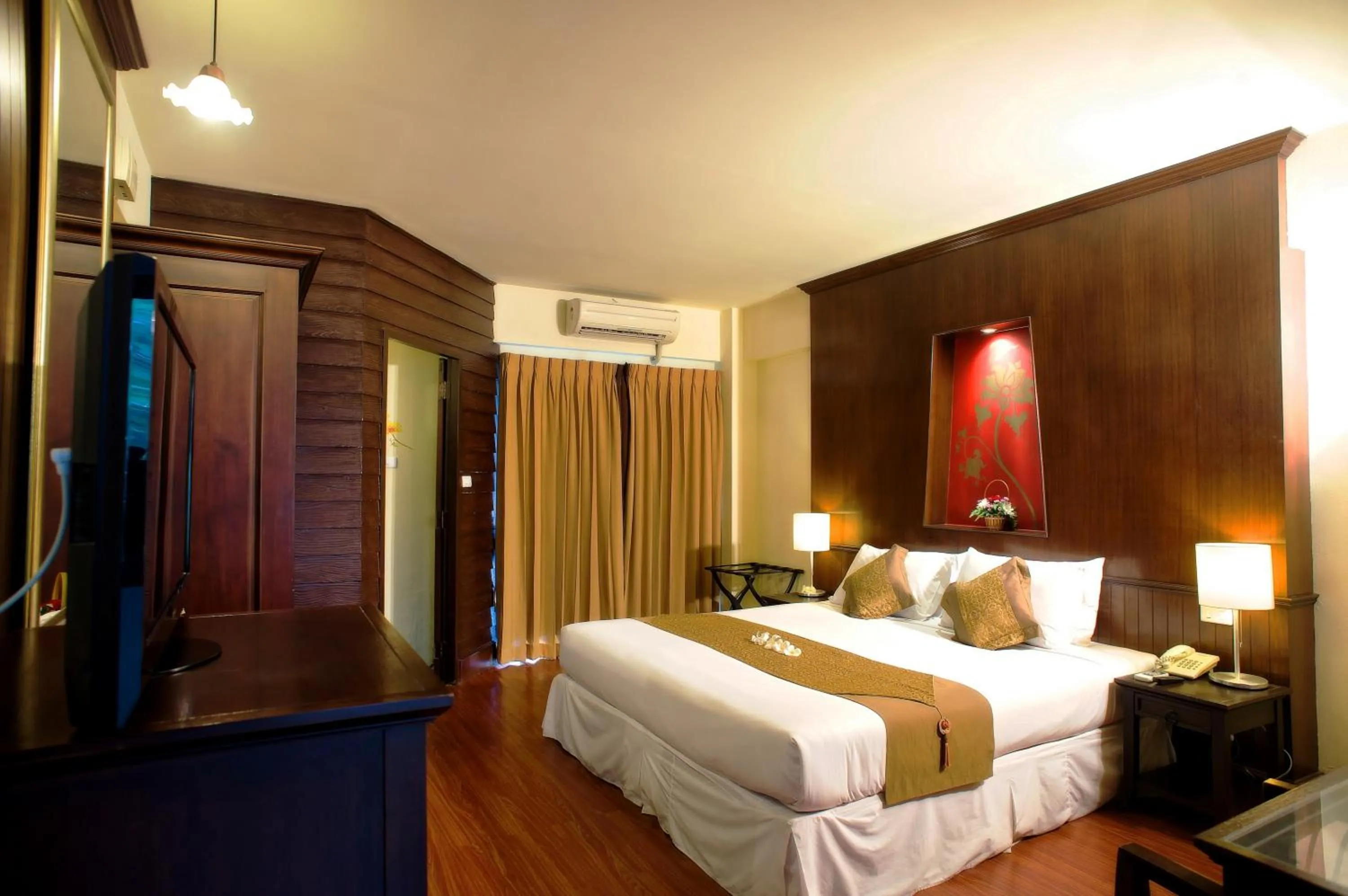 Bedroom, Bed in Chiangmai Gate Hotel