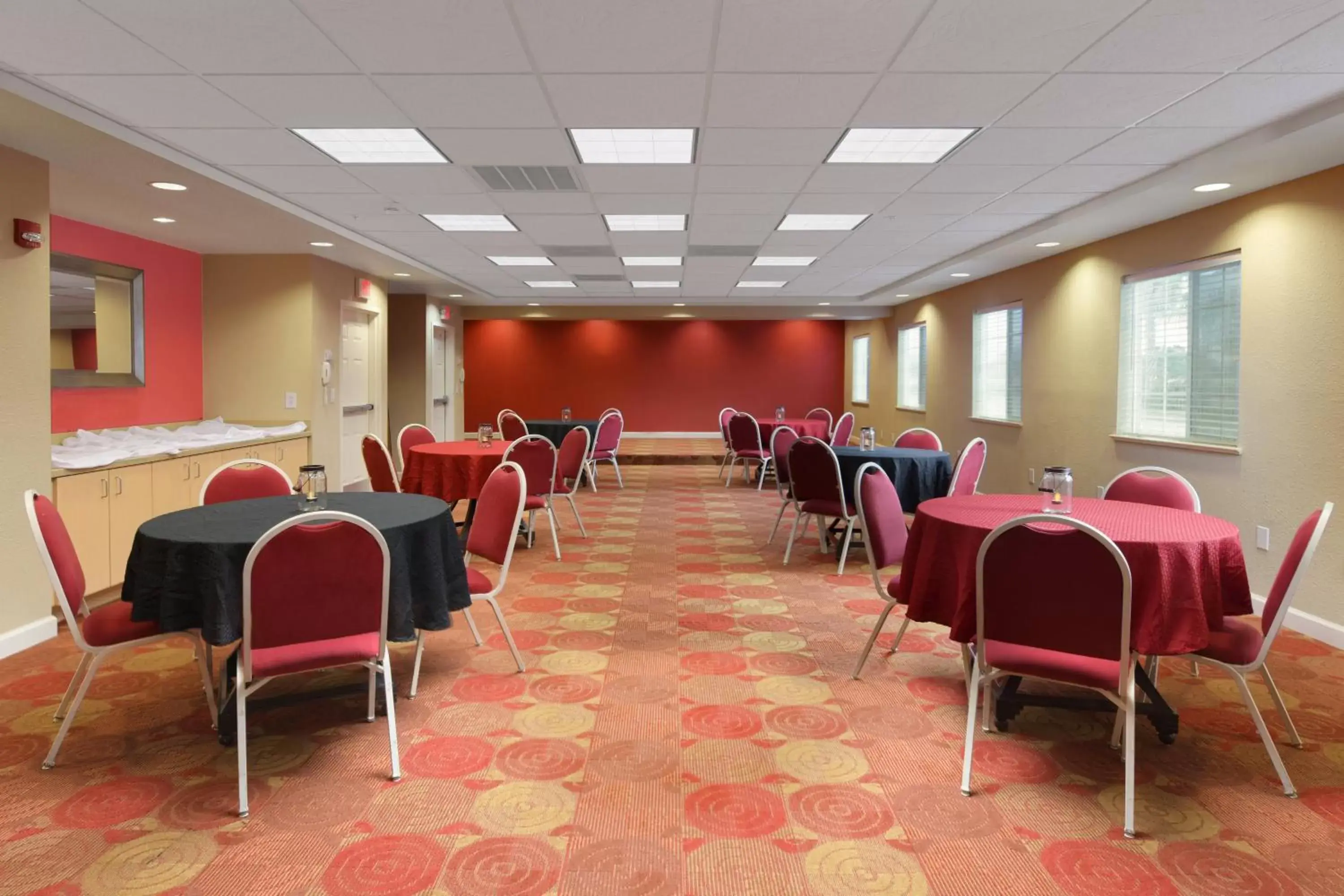 Meeting/conference room in TownePlace Suites by Marriott Lake Jackson Clute