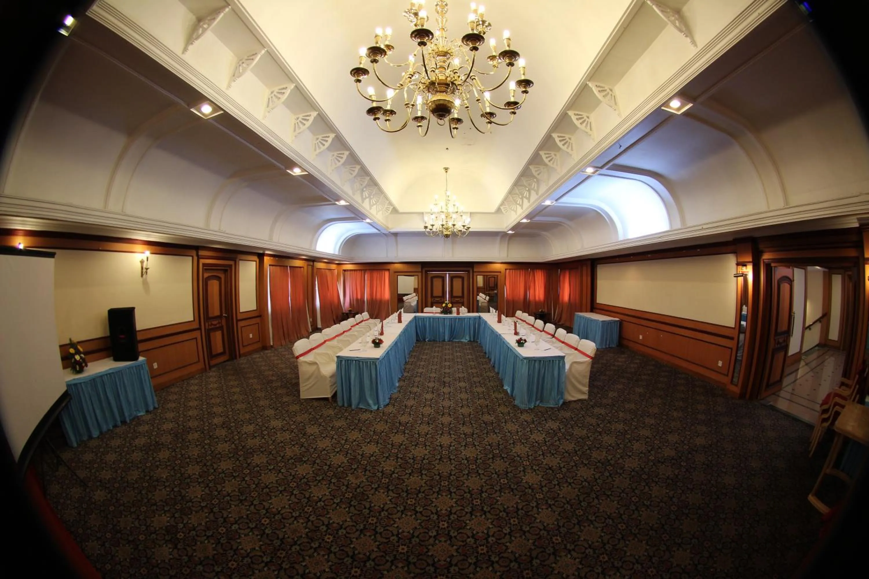 Business facilities in KTDC Tea county
