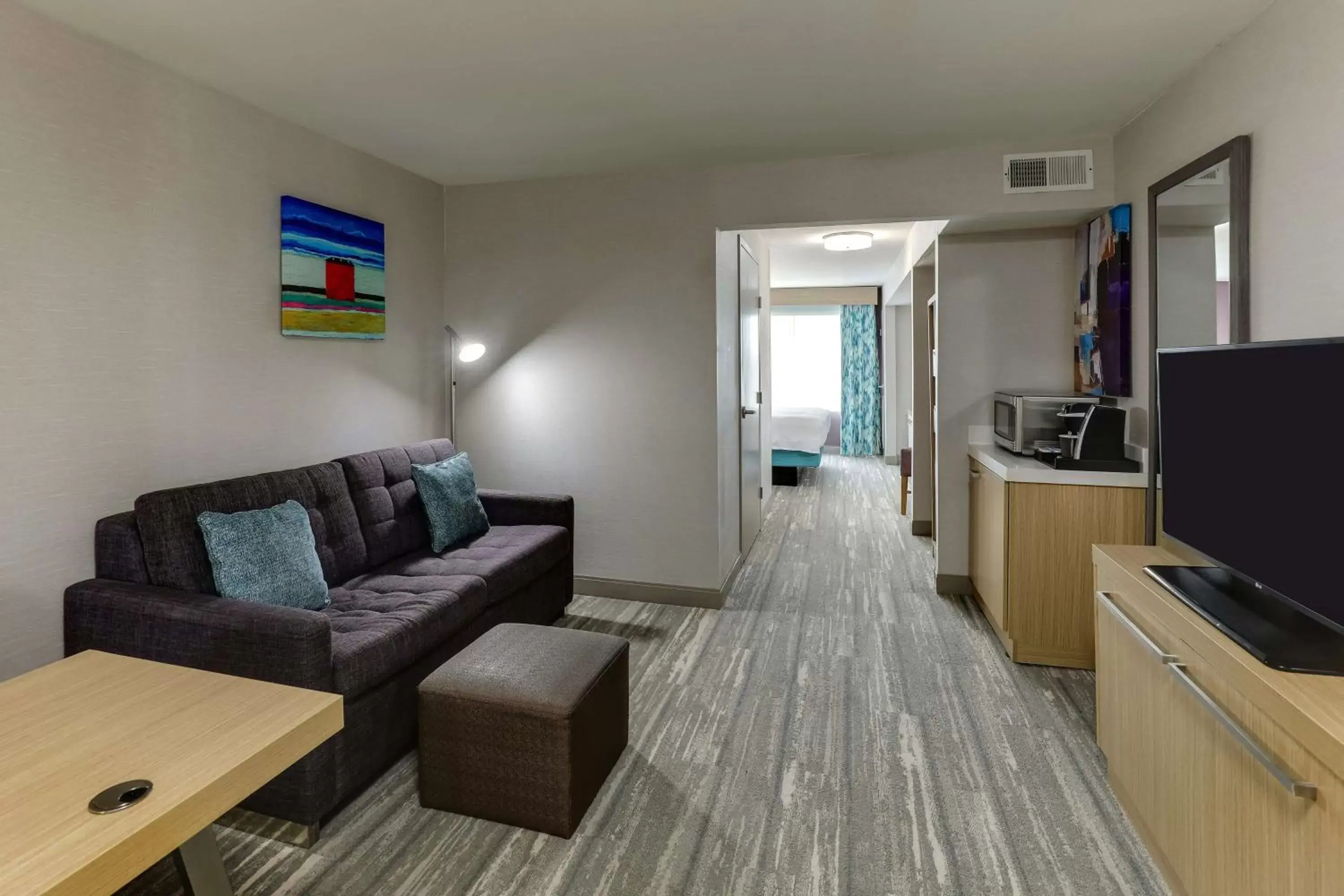 Living room, Seating Area in Hilton Garden Inn Fort Worth/Fossil Creek