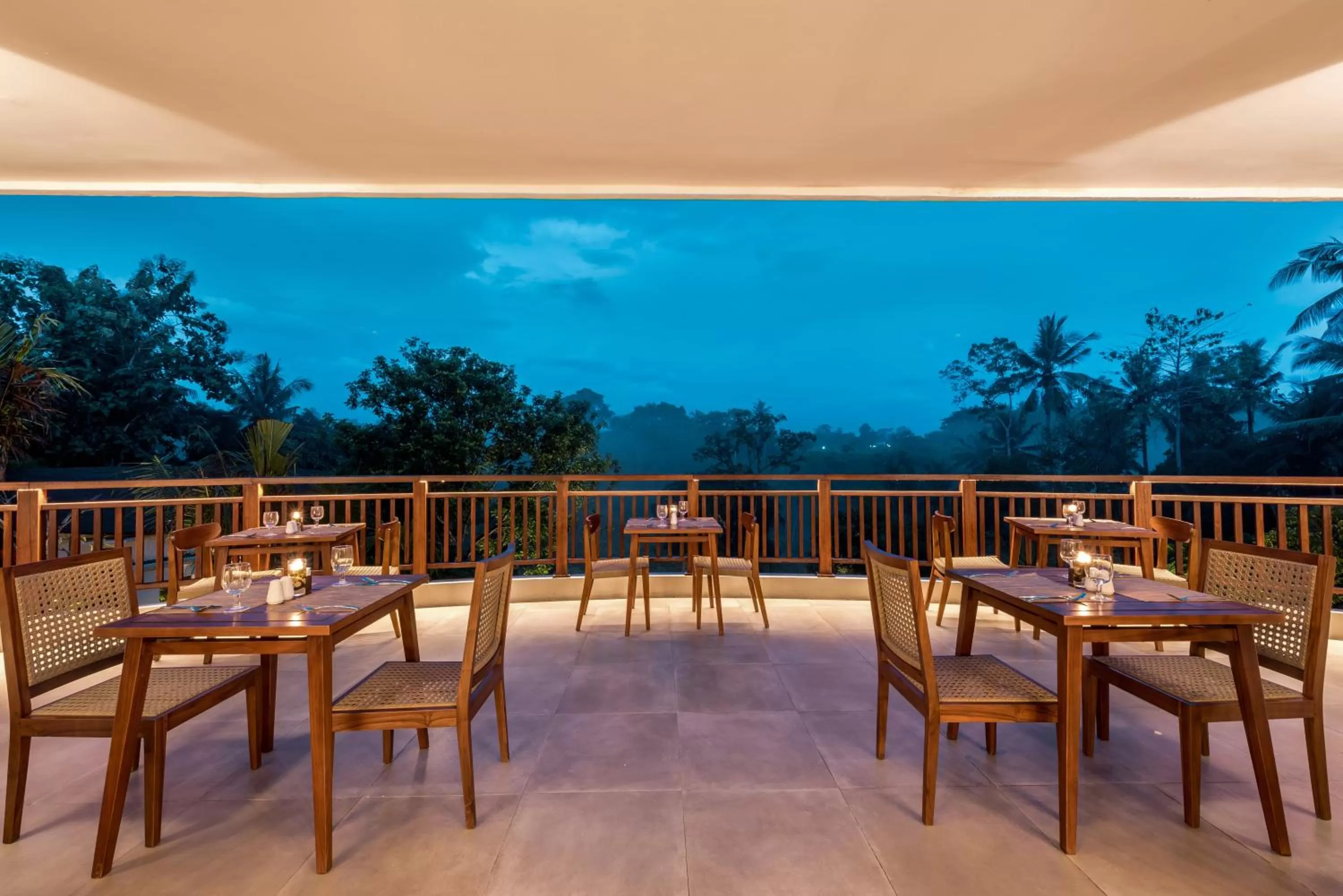 Restaurant/places to eat in tanadewa Resort Ubud Bali by Cross Collection