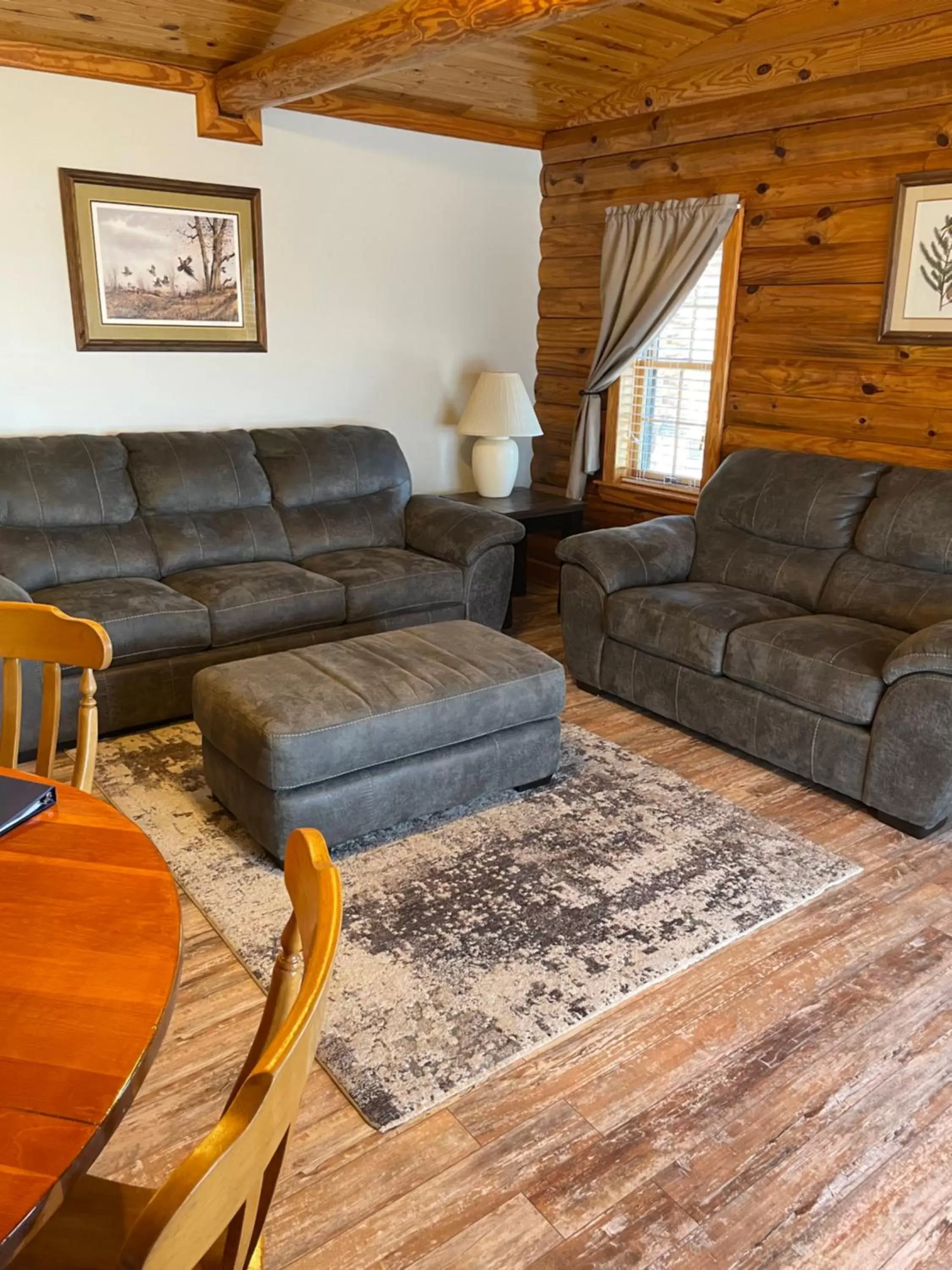 Living room, Seating Area in Crown Lake Resort & RV