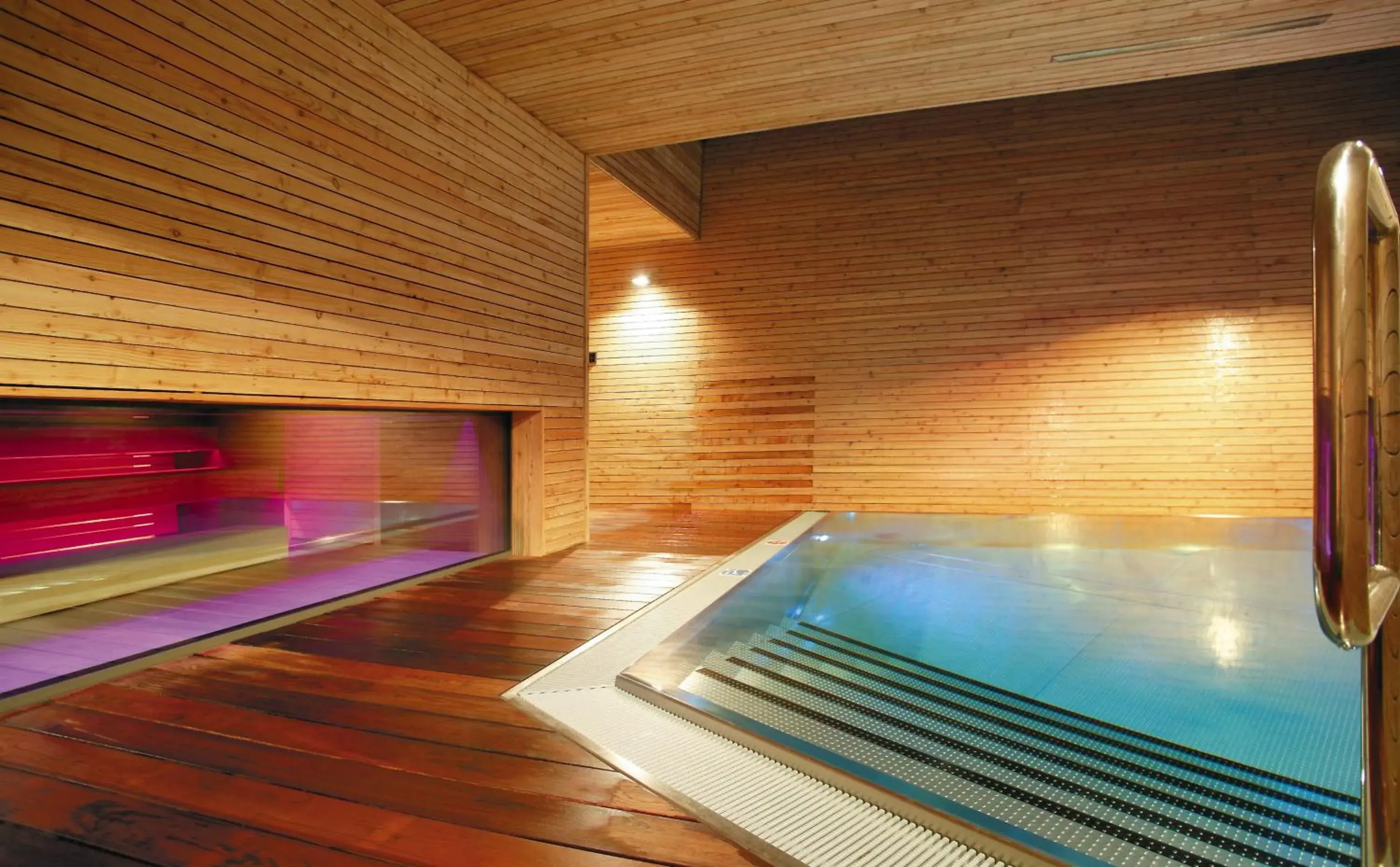 Sauna, Swimming Pool in All In Resort Schwarzbrunn