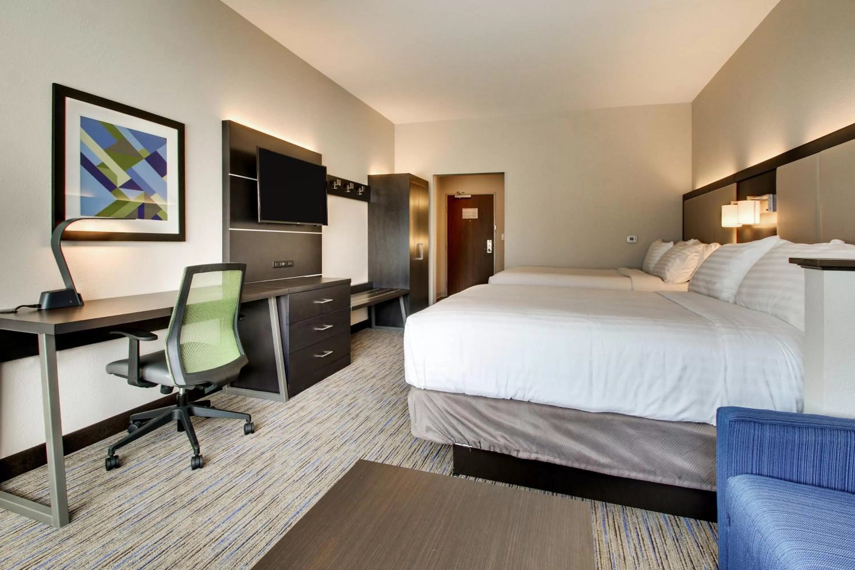 Photo of the whole room, Bed in Holiday Inn Express & Suites - Summerville by IHG