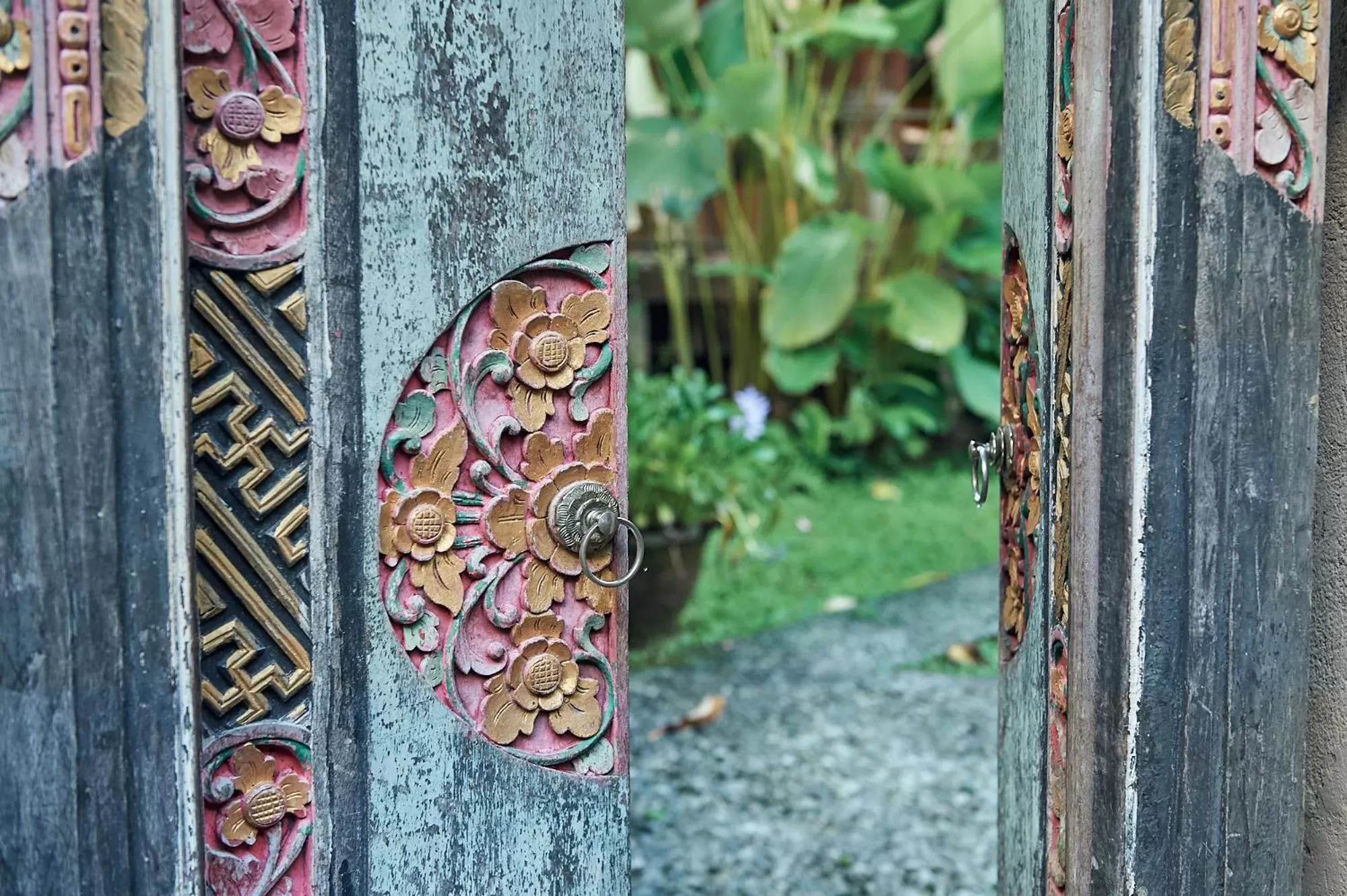 Property building in Lembah Sentosa