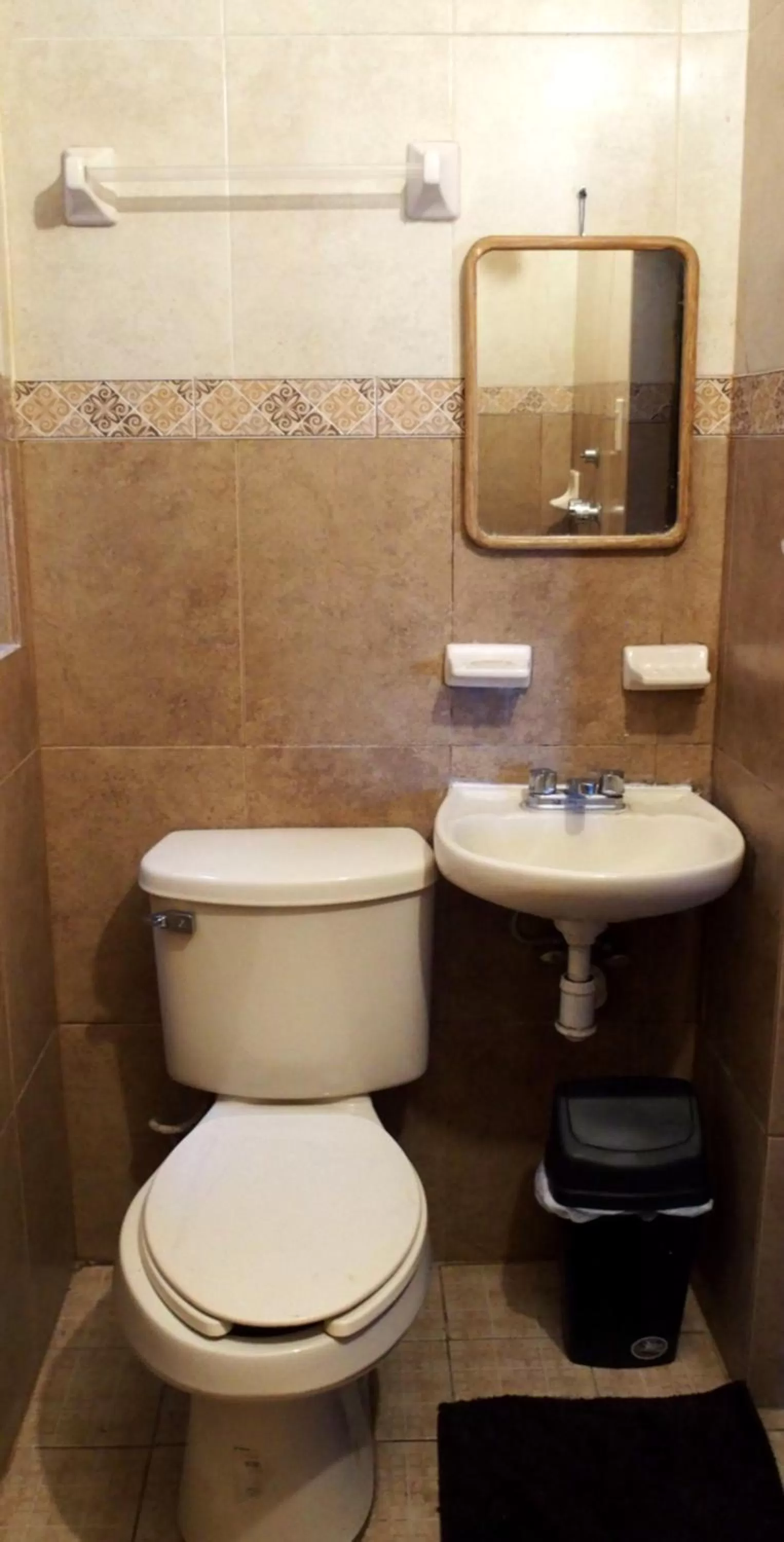 Bathroom in kukulkan hostal