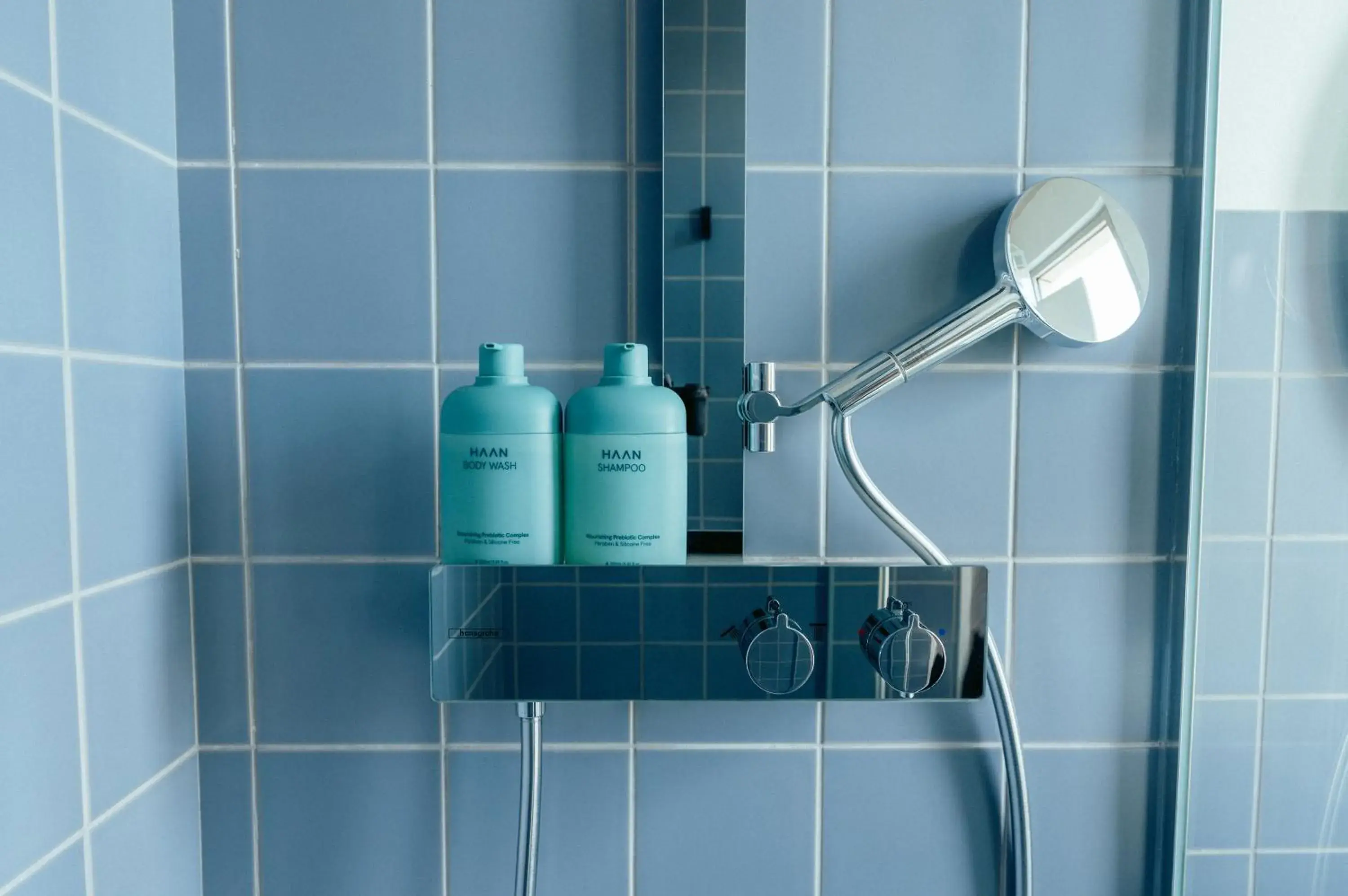 Shower, Bathroom in JOST Hôtel Bordeaux Centre Gare