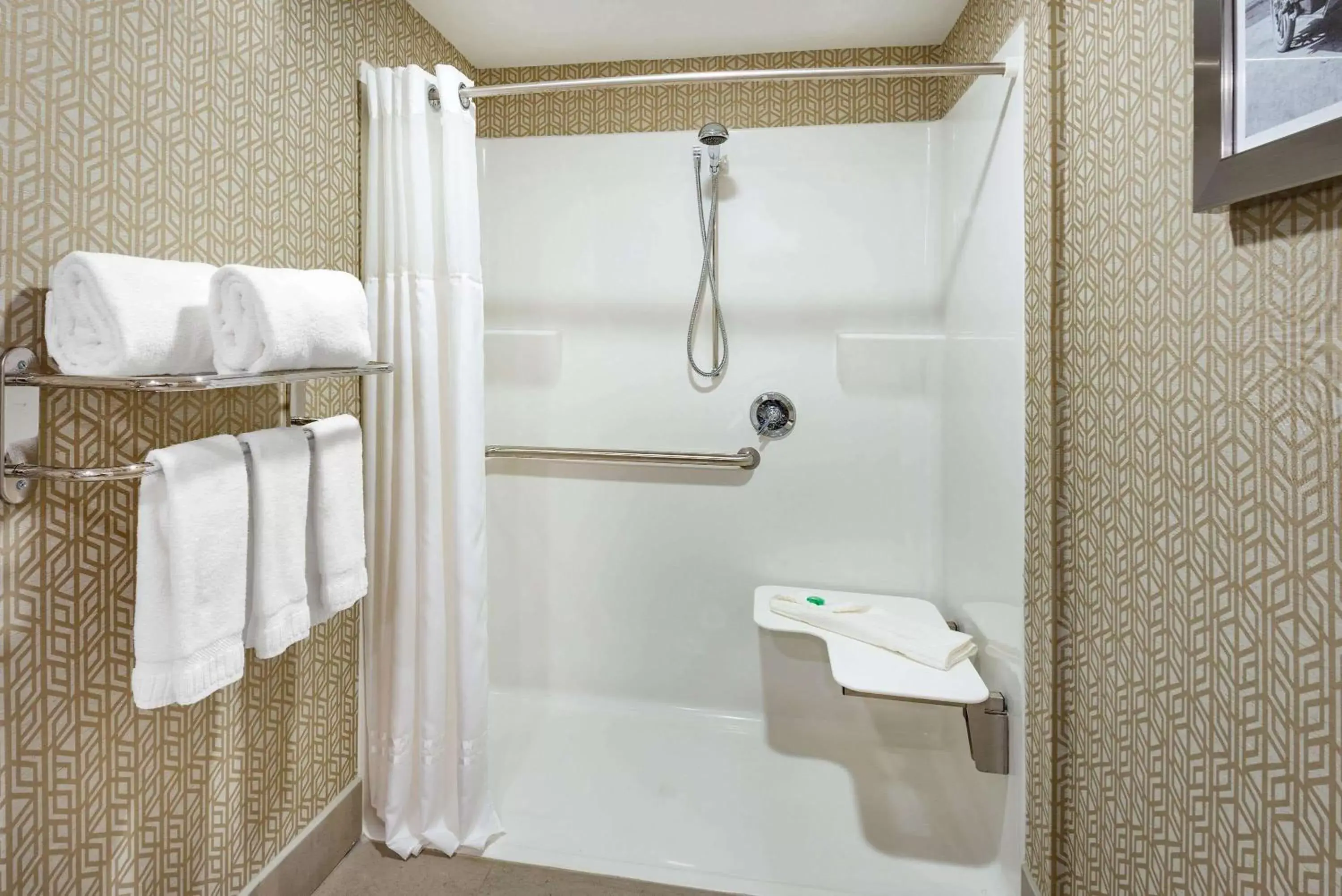 Shower, Bathroom in The Americus Hotel, Trademark Collection by Wyndham