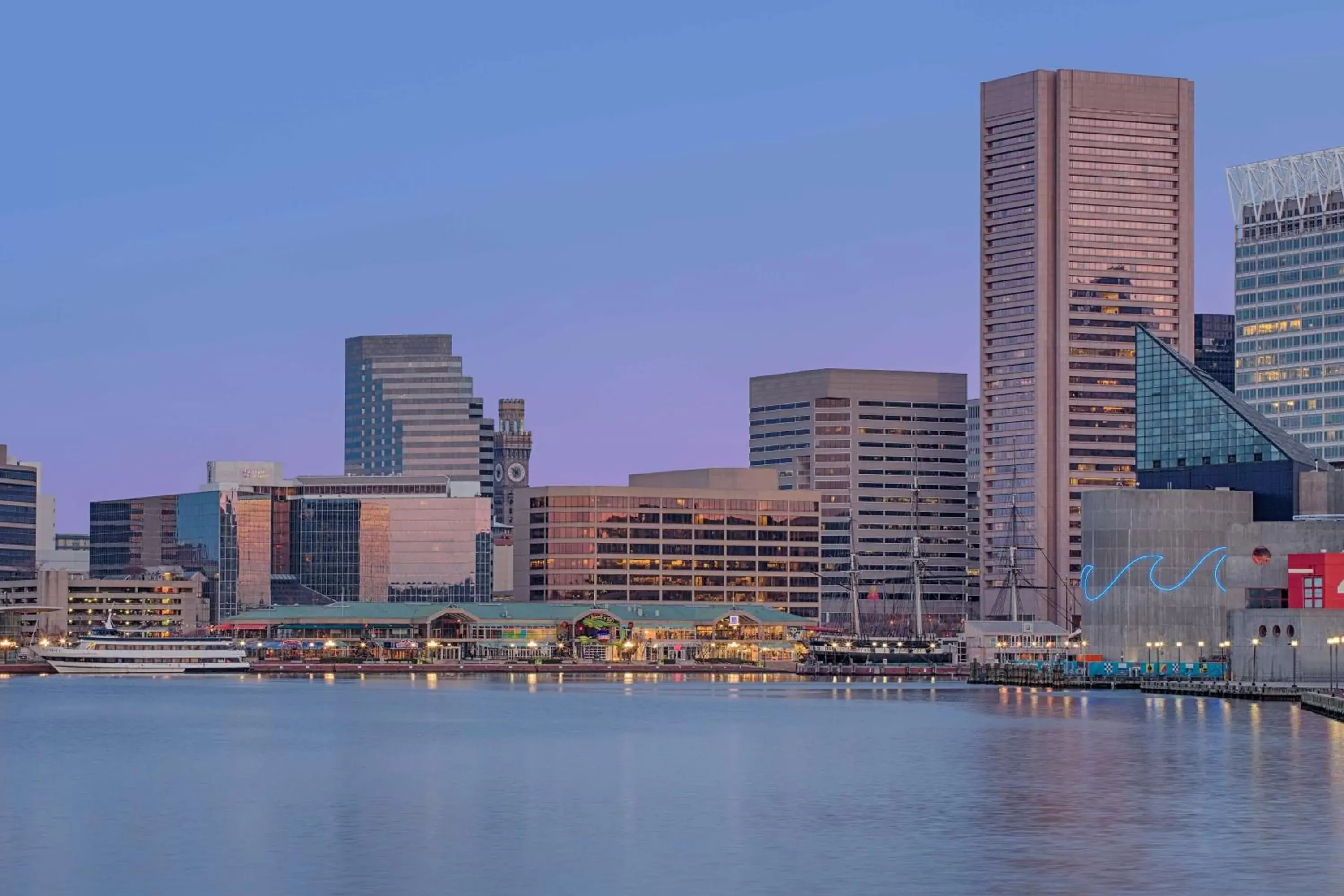 Property building in Hyatt Regency Baltimore