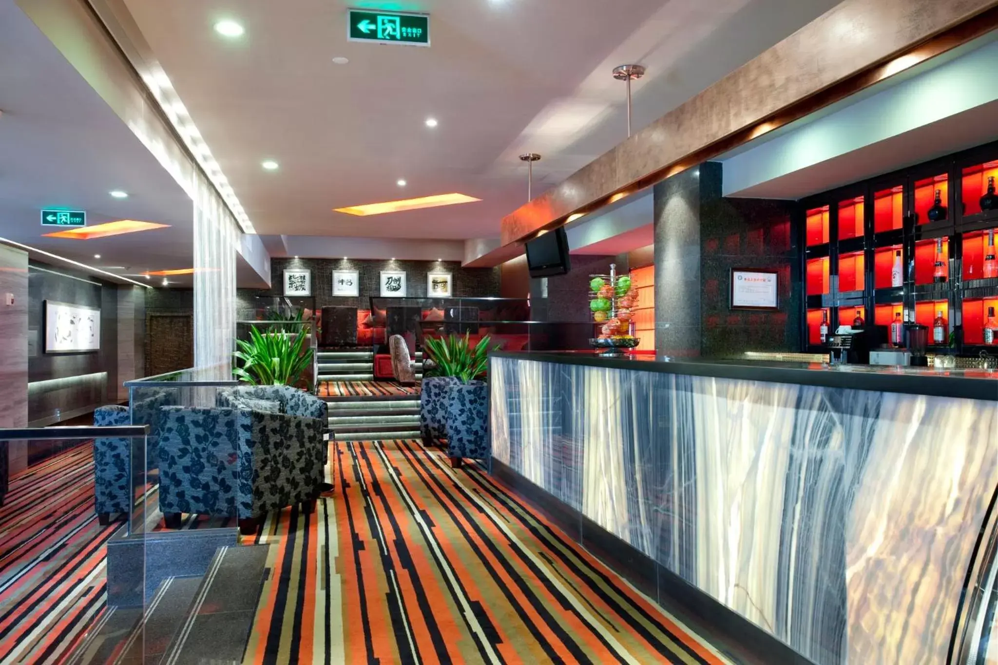 Lounge or bar, Lobby/Reception in Holiday Inn Beijing Deshengmen, an IHG Hotel