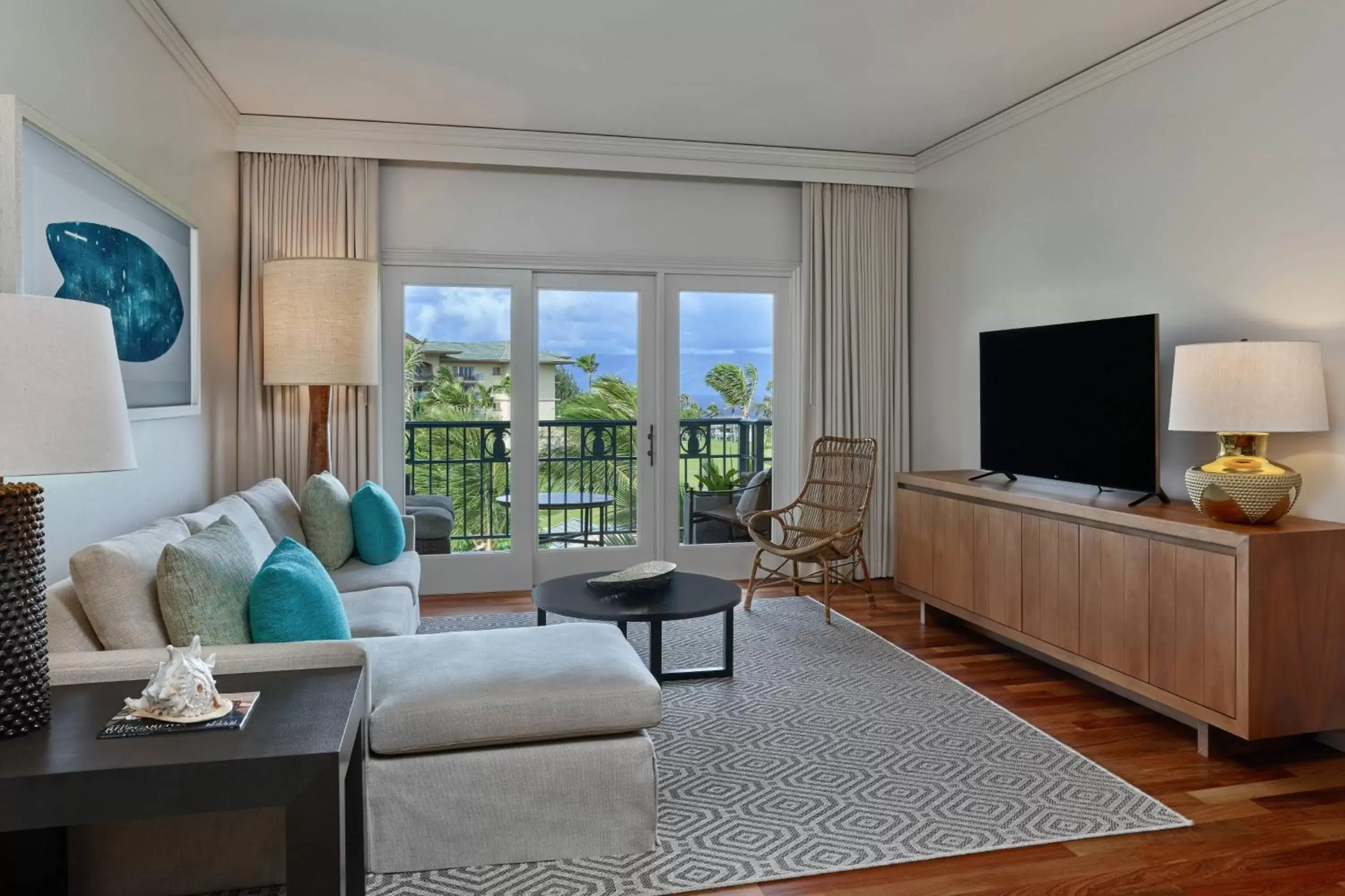 Living room, Seating Area in The Ritz-Carlton Maui, Kapalua