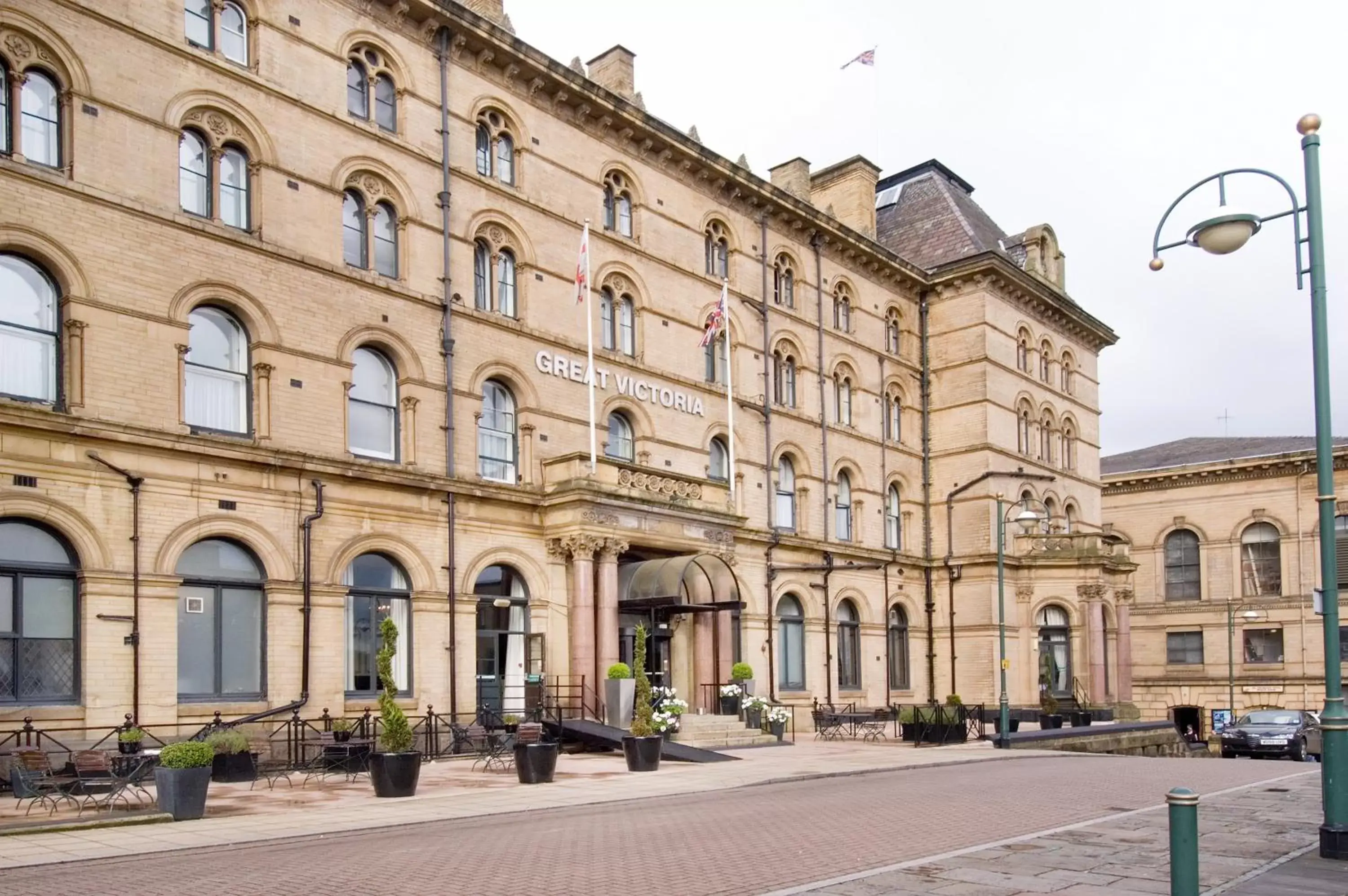 Facade/entrance in Great Victoria Hotel