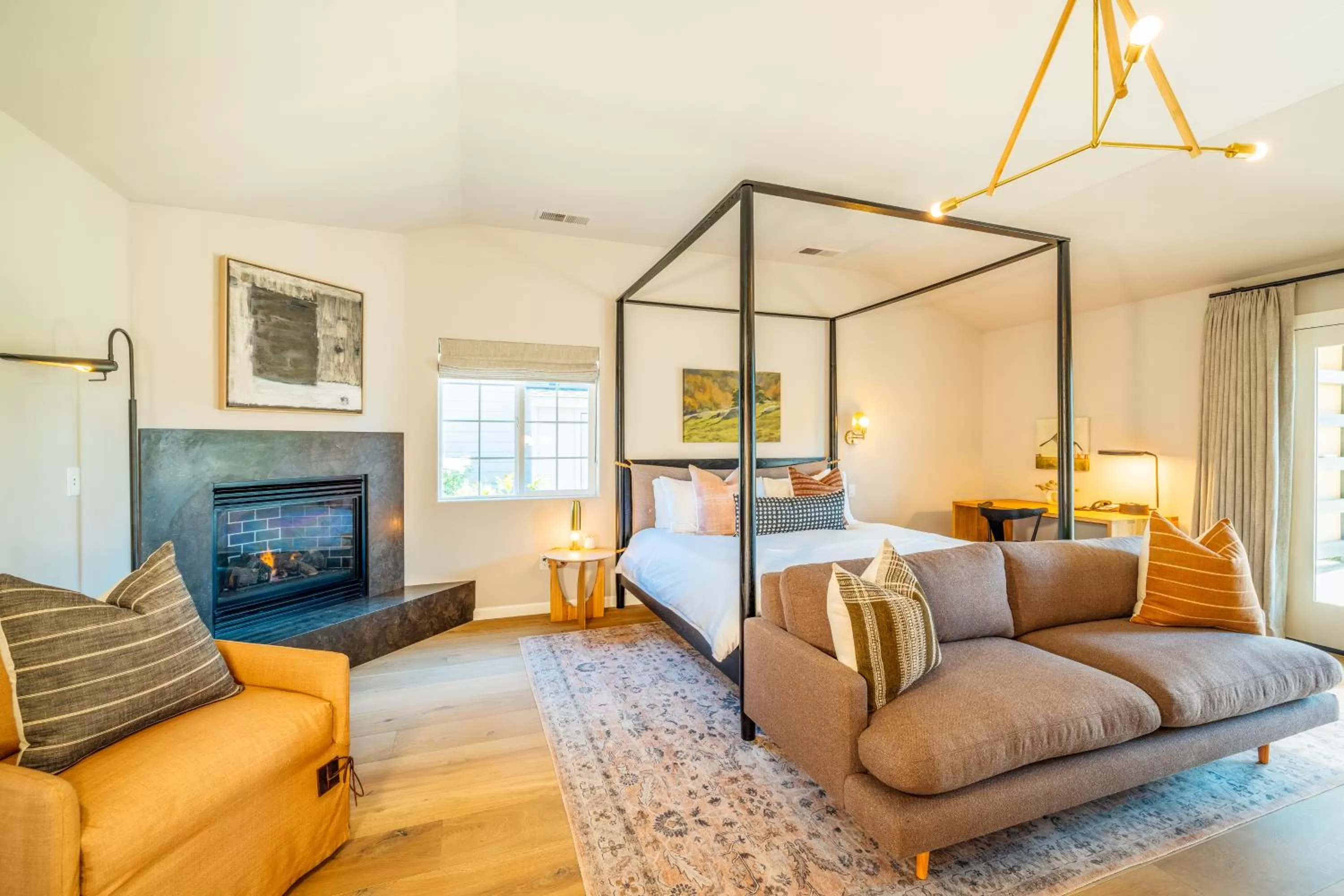 Superior King Suite in The Ruse