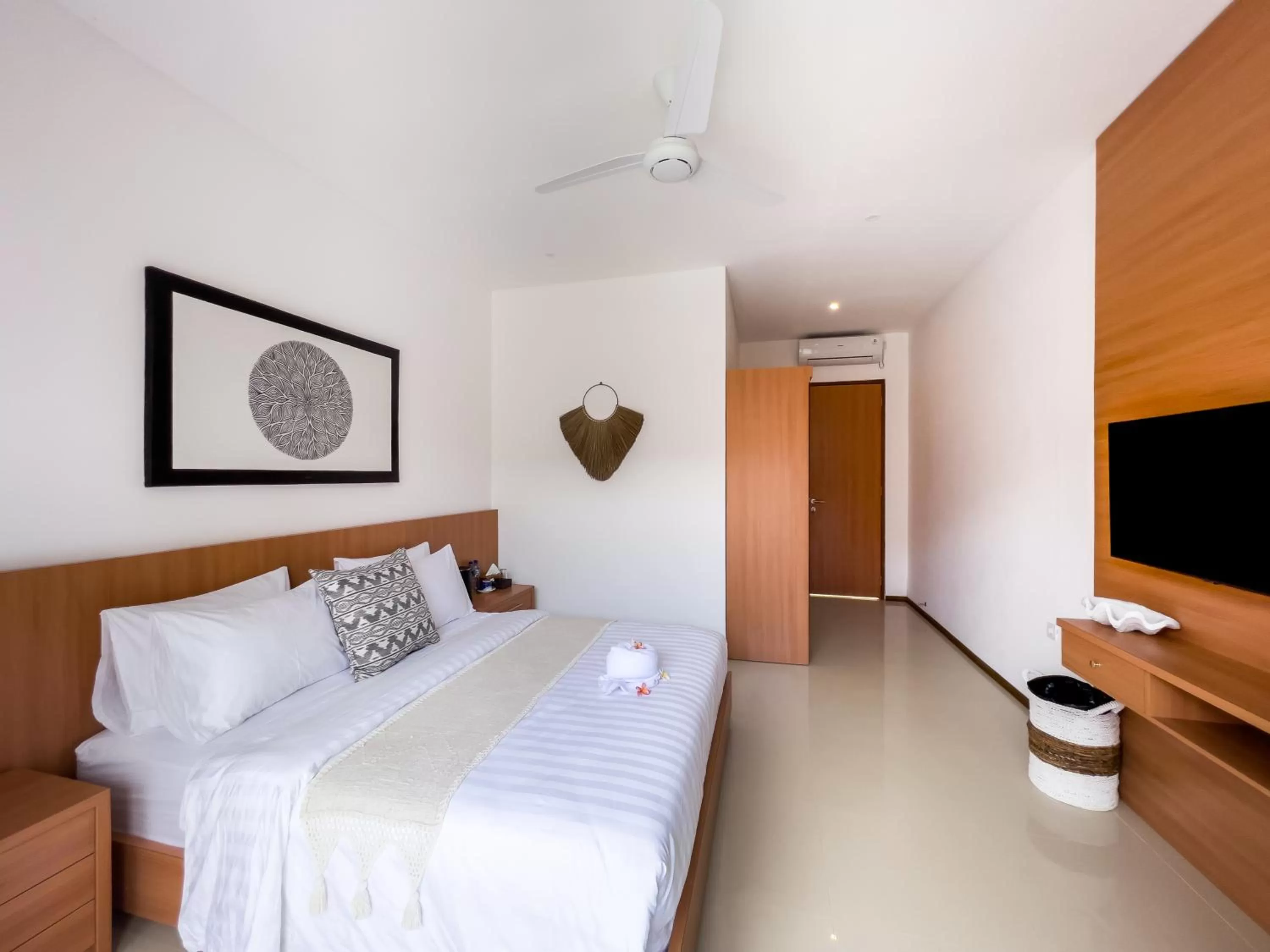 TV and multimedia, Bed in Puspa Ayu Villas & Apartments