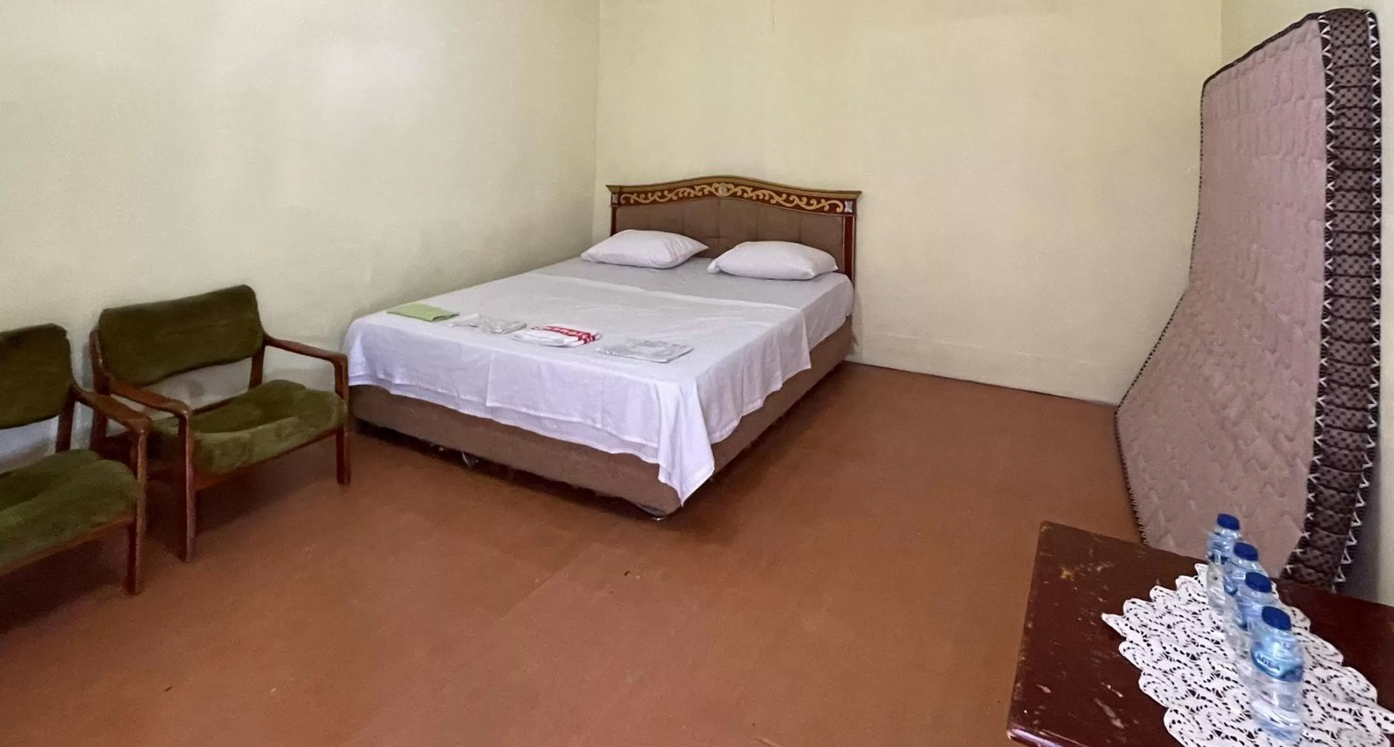 Bed in Valencia Homestay Redpartner