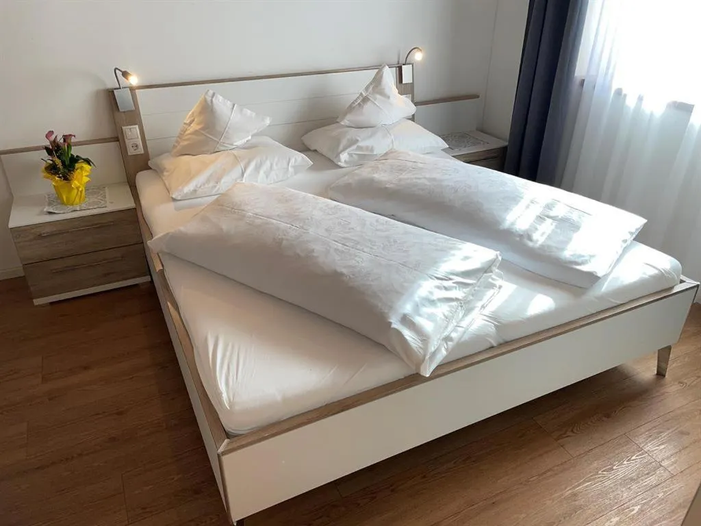 Photo of the whole room, Bed in Hotel Pozzamanigoni