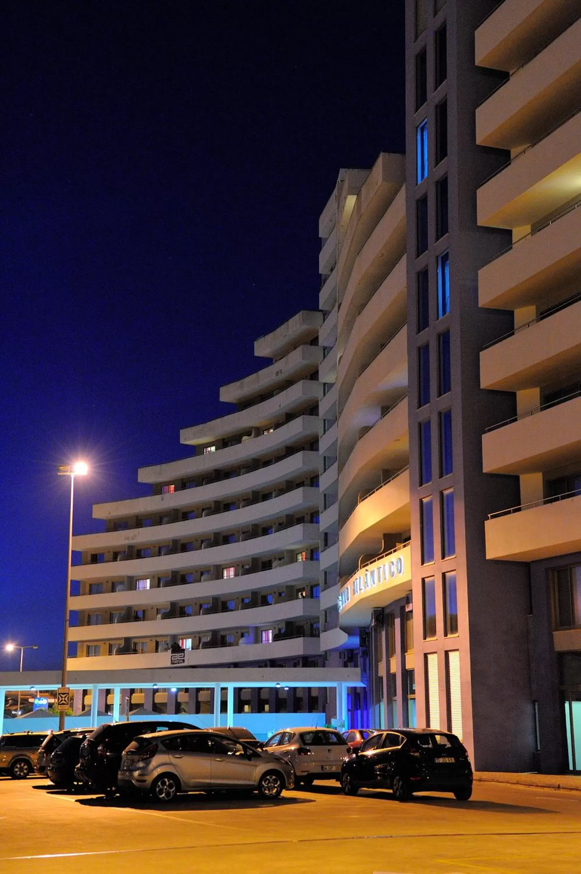 Facade/entrance, Property Building in Oceano Atlantico Apartamentos Turisticos