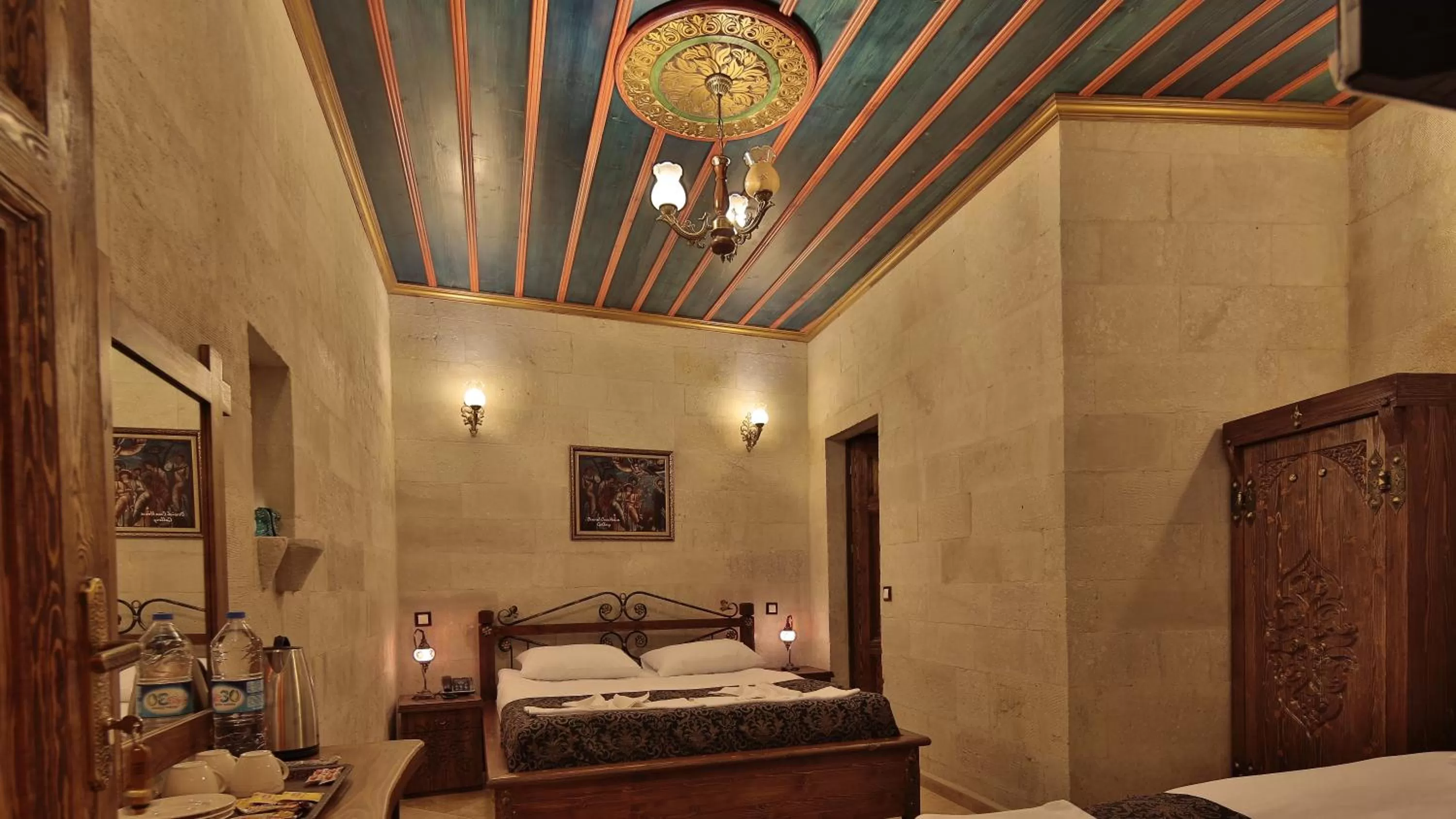 Photo of the whole room, Bed in Cappadocia Cave Land Hotel