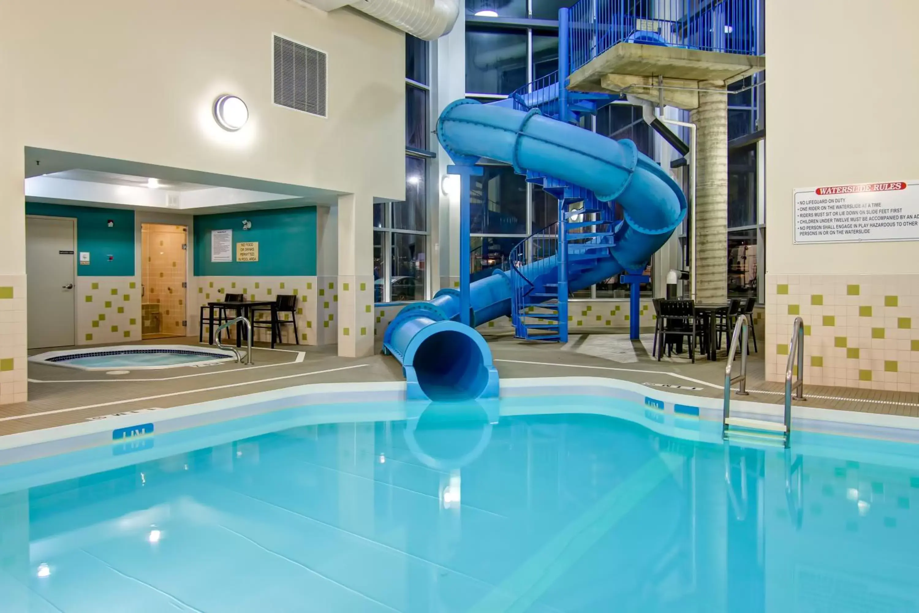 Swimming pool, Water Park in Best Western Plus Brandon Inn