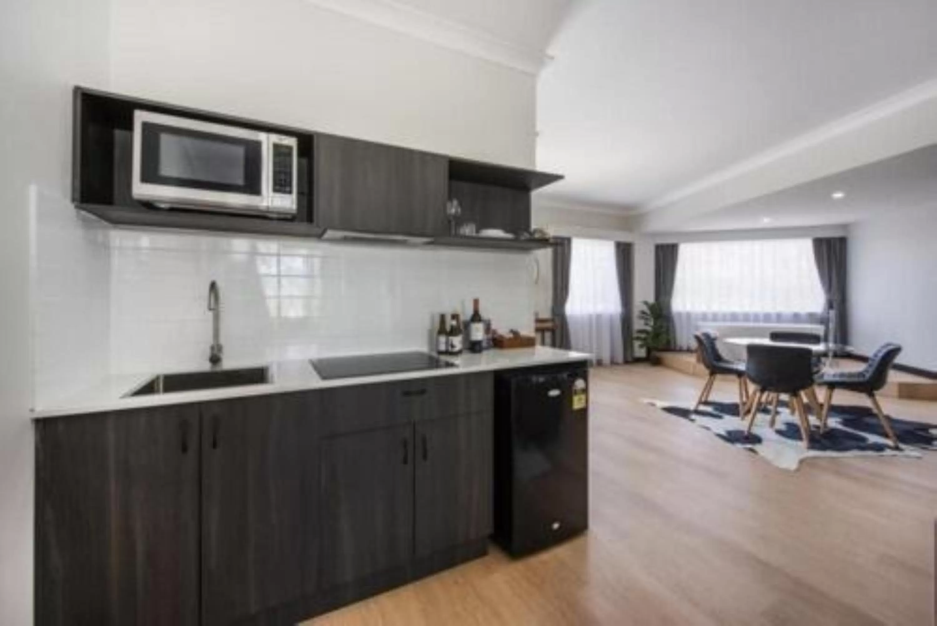 Kitchen or kitchenette in Parklands Resort Mudgee