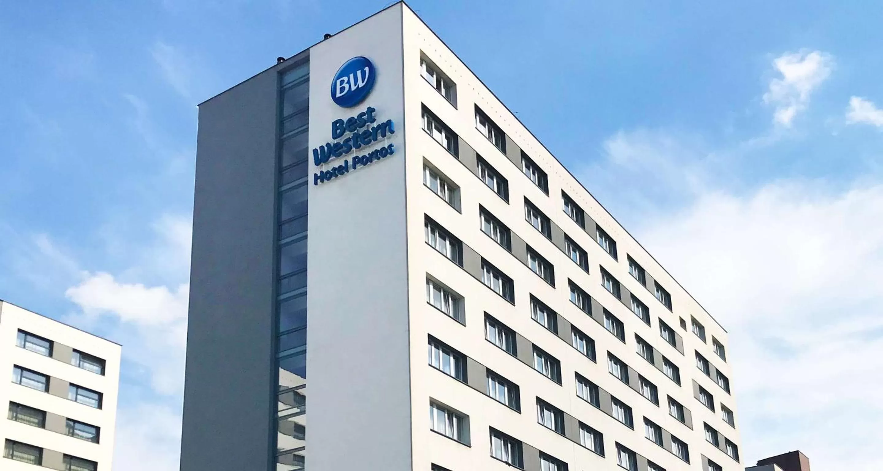 Property building in Best Western Hotel Portos