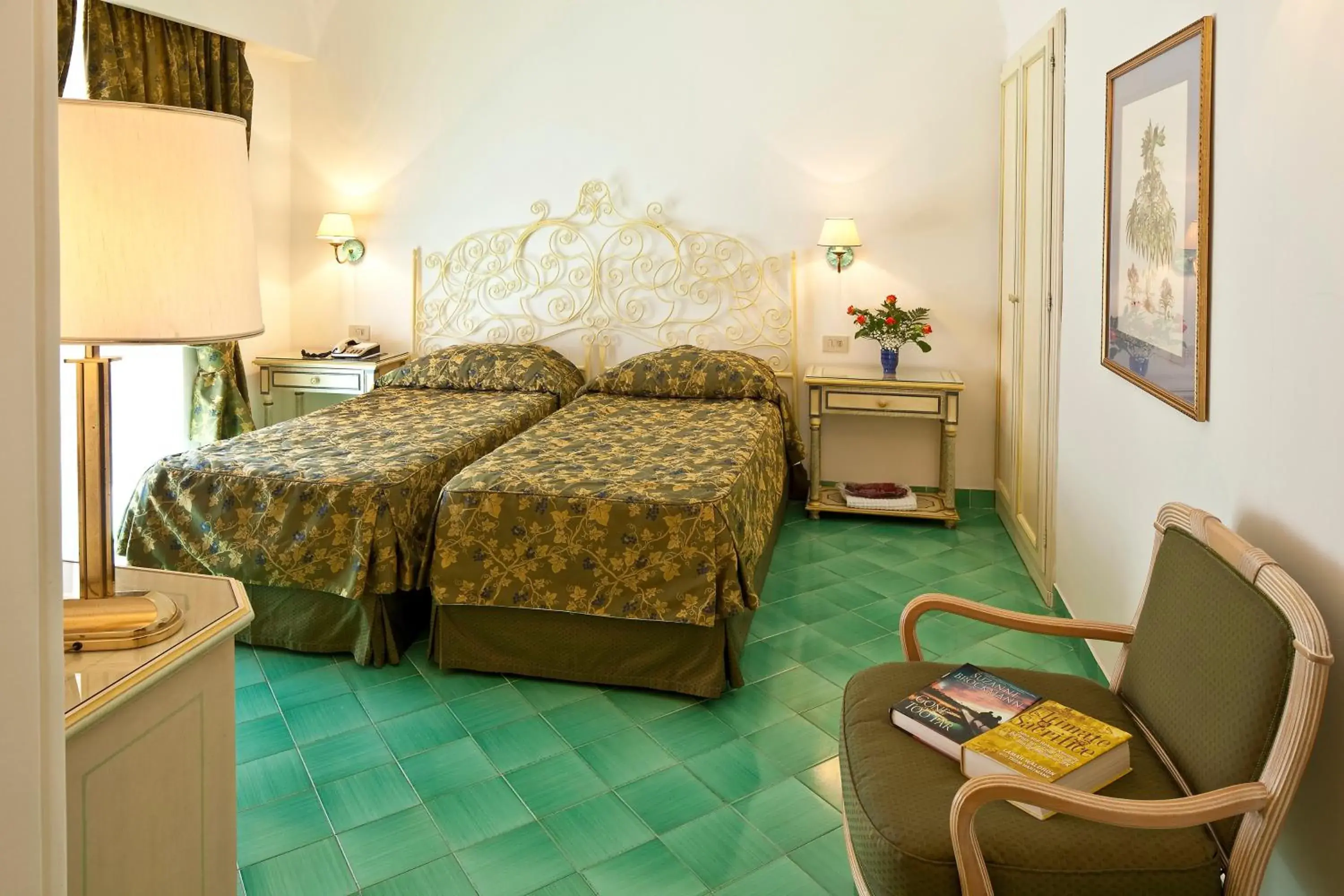 Bed in Grand Hotel Il Moresco