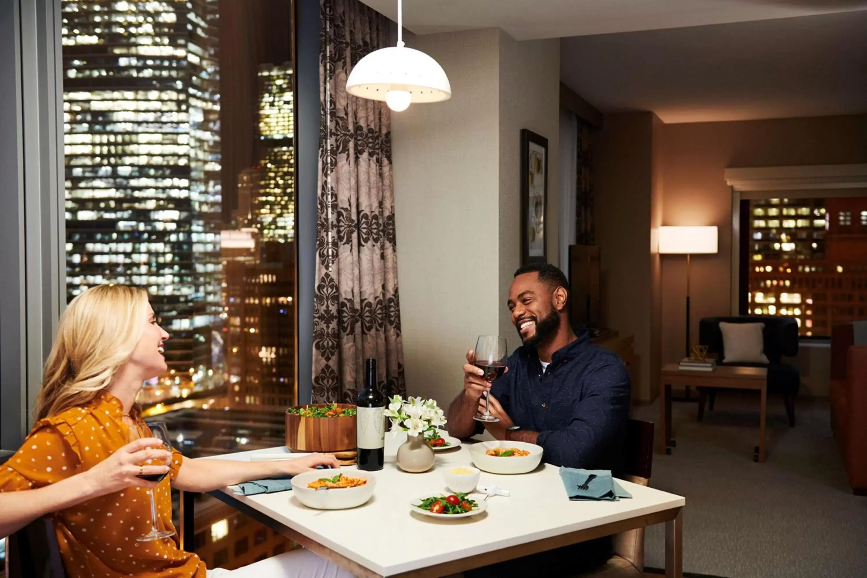 Photo of the whole room, Restaurant/Places to Eat in Homewood Suites by Hilton Chicago Downtown West Loop