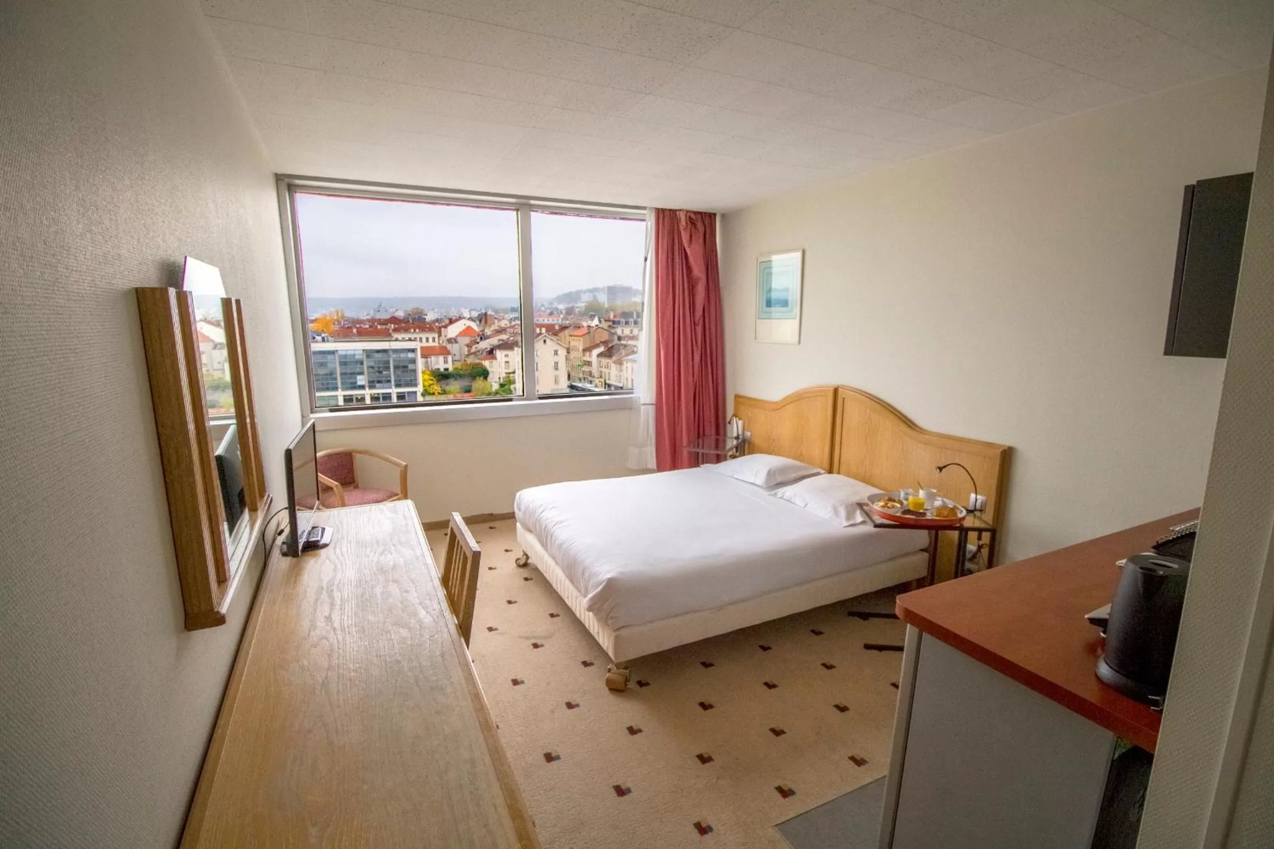 Bed in The Originals Residence, Kosy Nancy Coeur de Ville