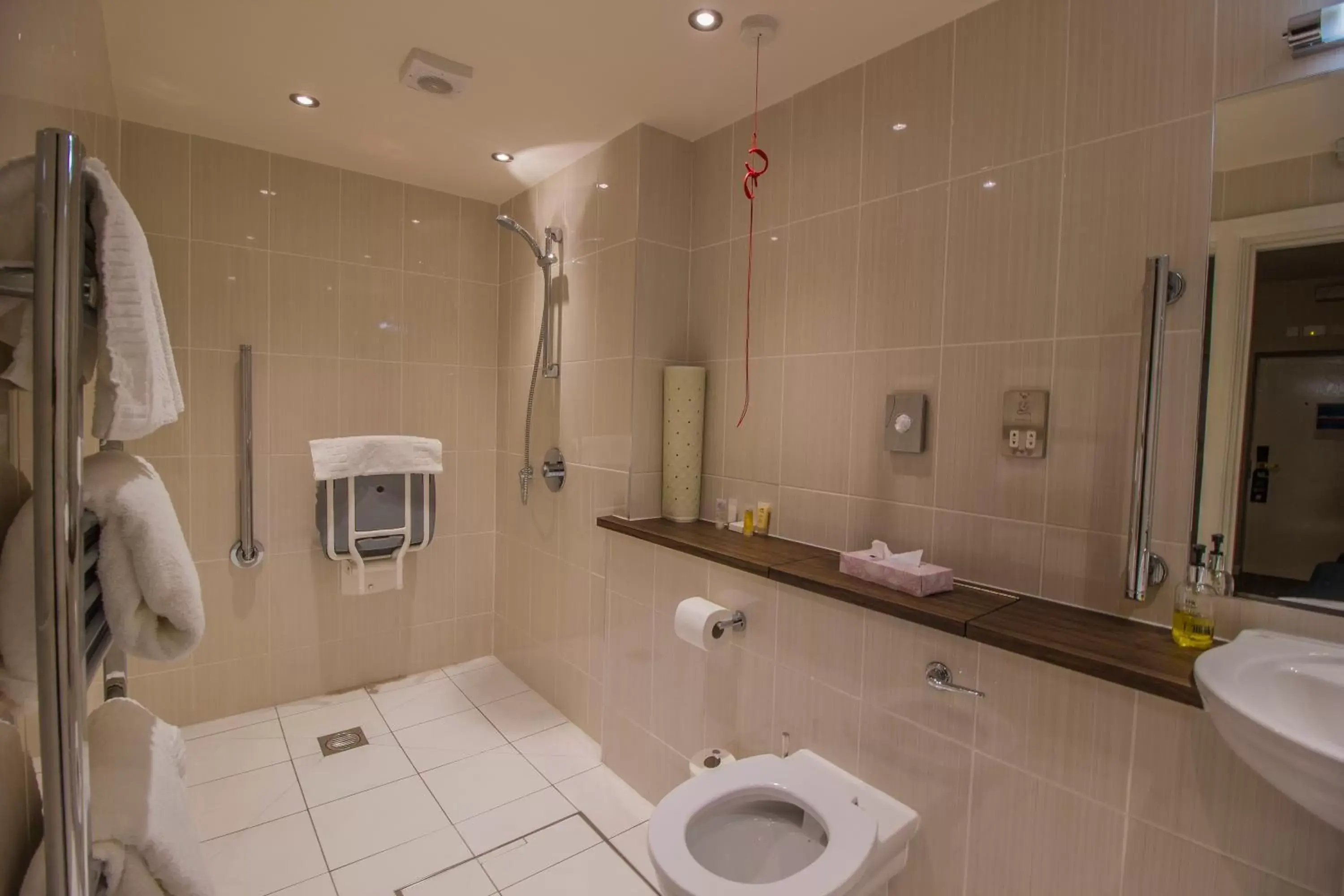 Bathroom in The Three Swans Hotel, Market Harborough, Leicestershire