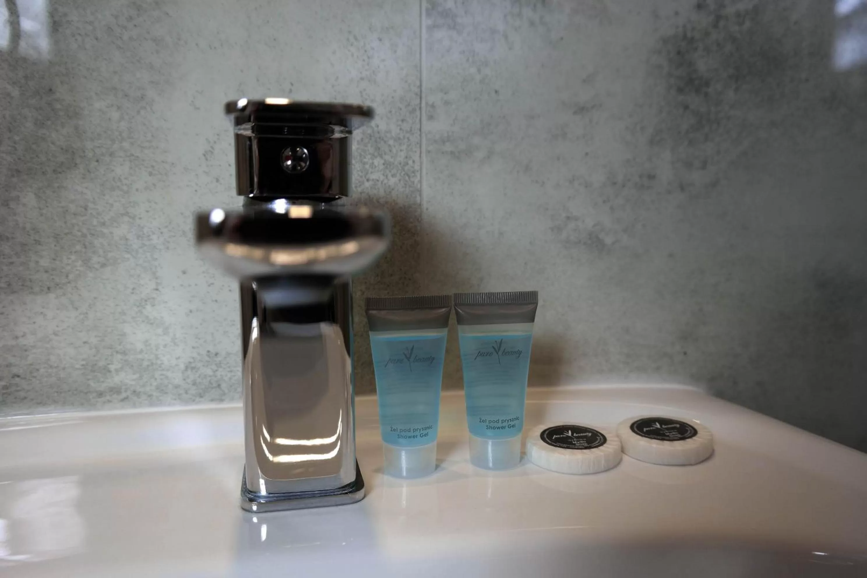 Bathroom in Hotel George