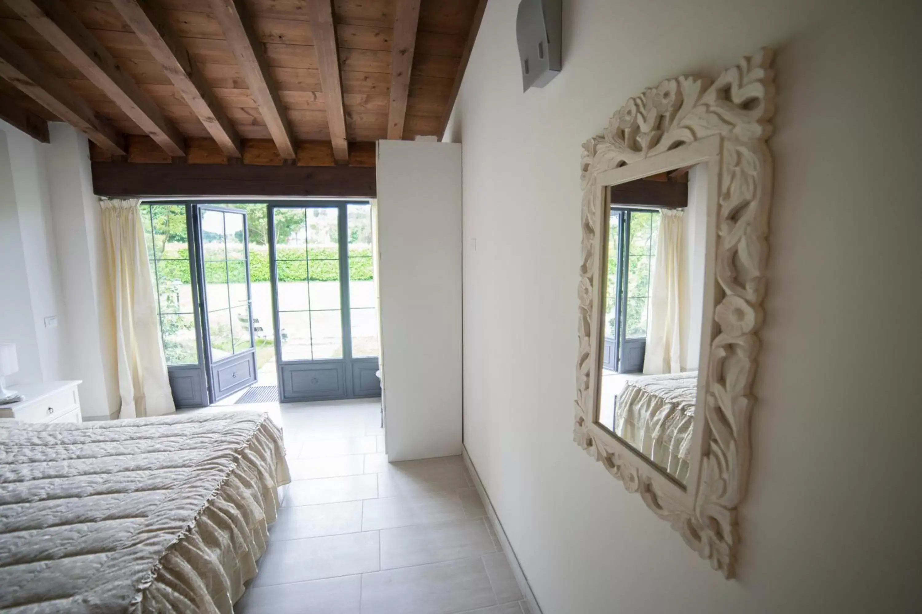 Photo of the whole room, Seating Area in Villa Franca in Franciacorta