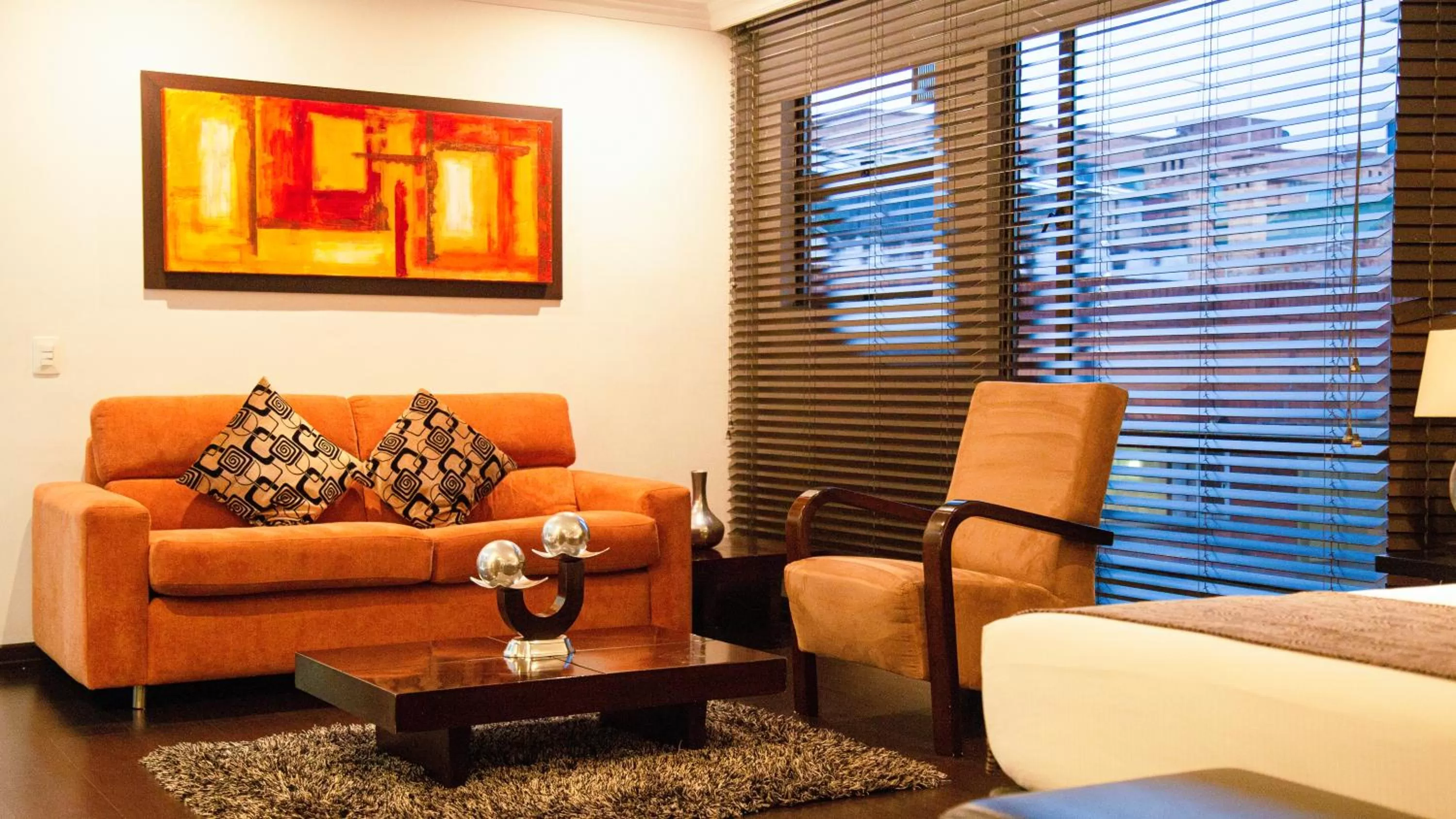 Living room in Hotel Suites 108