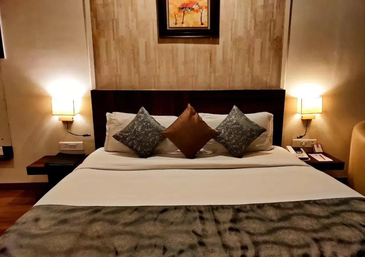 Bed in Sapna Clarks Inn Lucknow