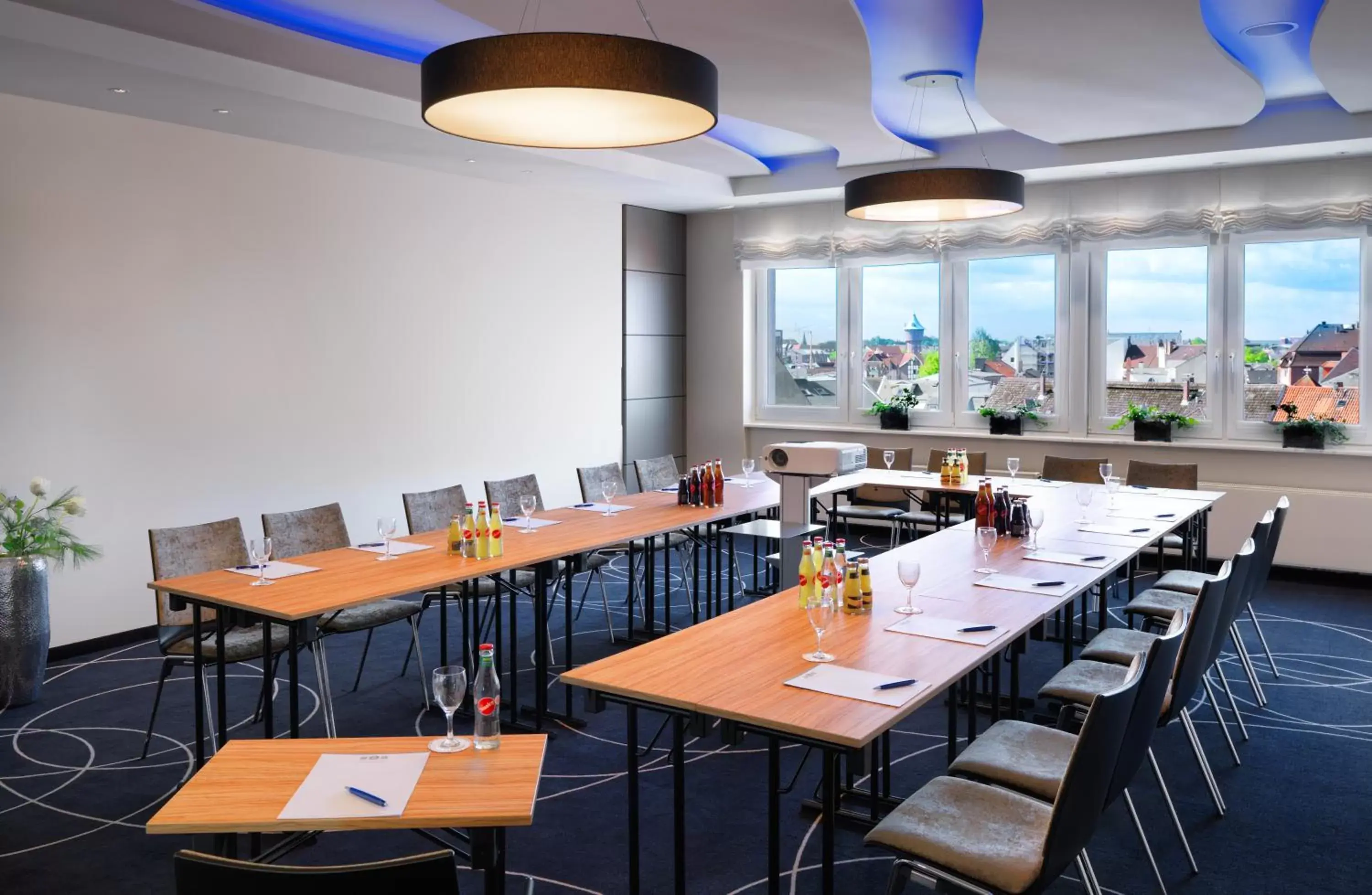 Meeting/conference room, Restaurant/Places to Eat in Best Western Hotel Das Donners