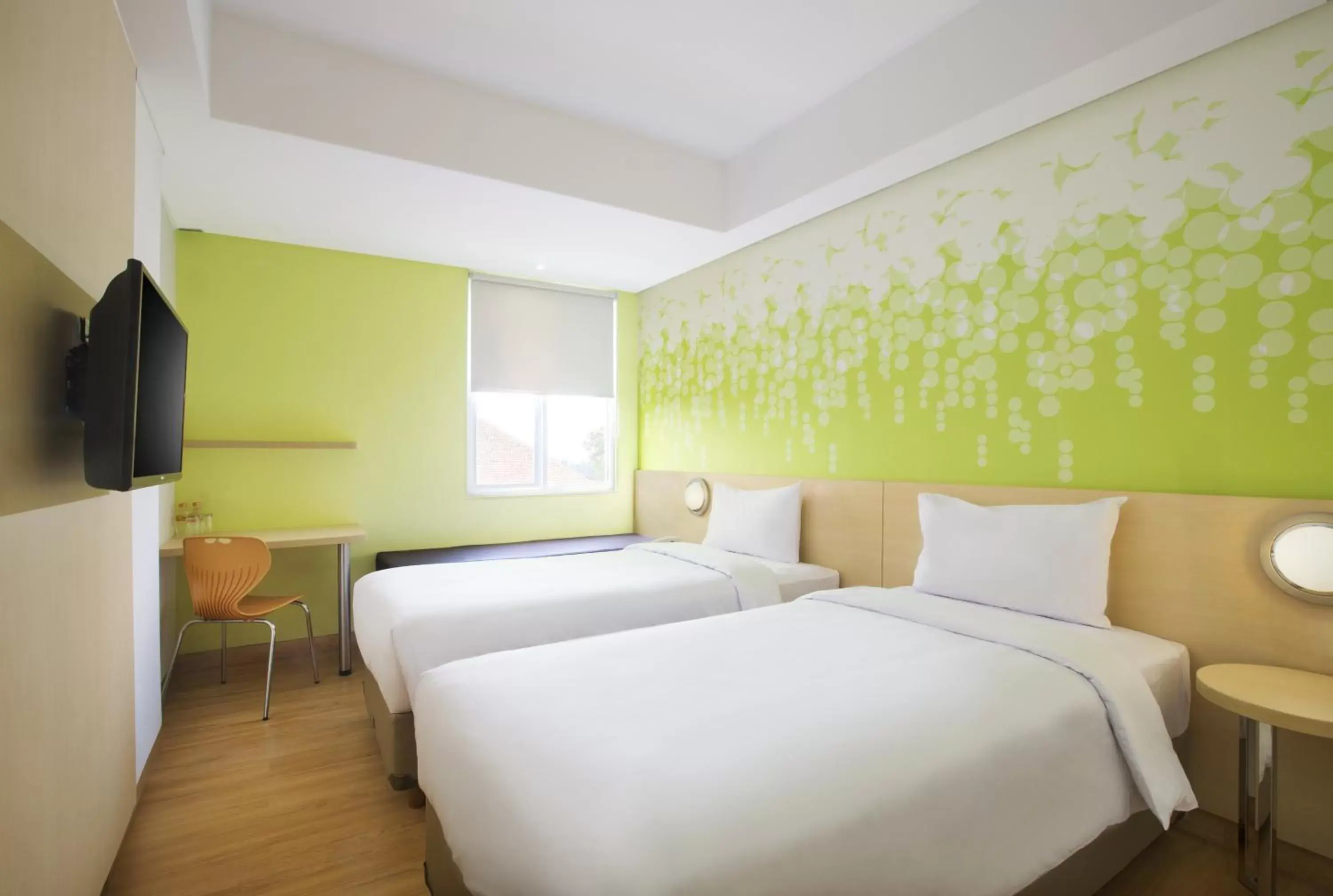 Bedroom, Bed in Zest Bogor by Swiss-Belhotel International Bedroom, Bed in Zest Bogor by Swiss-Belhotel International