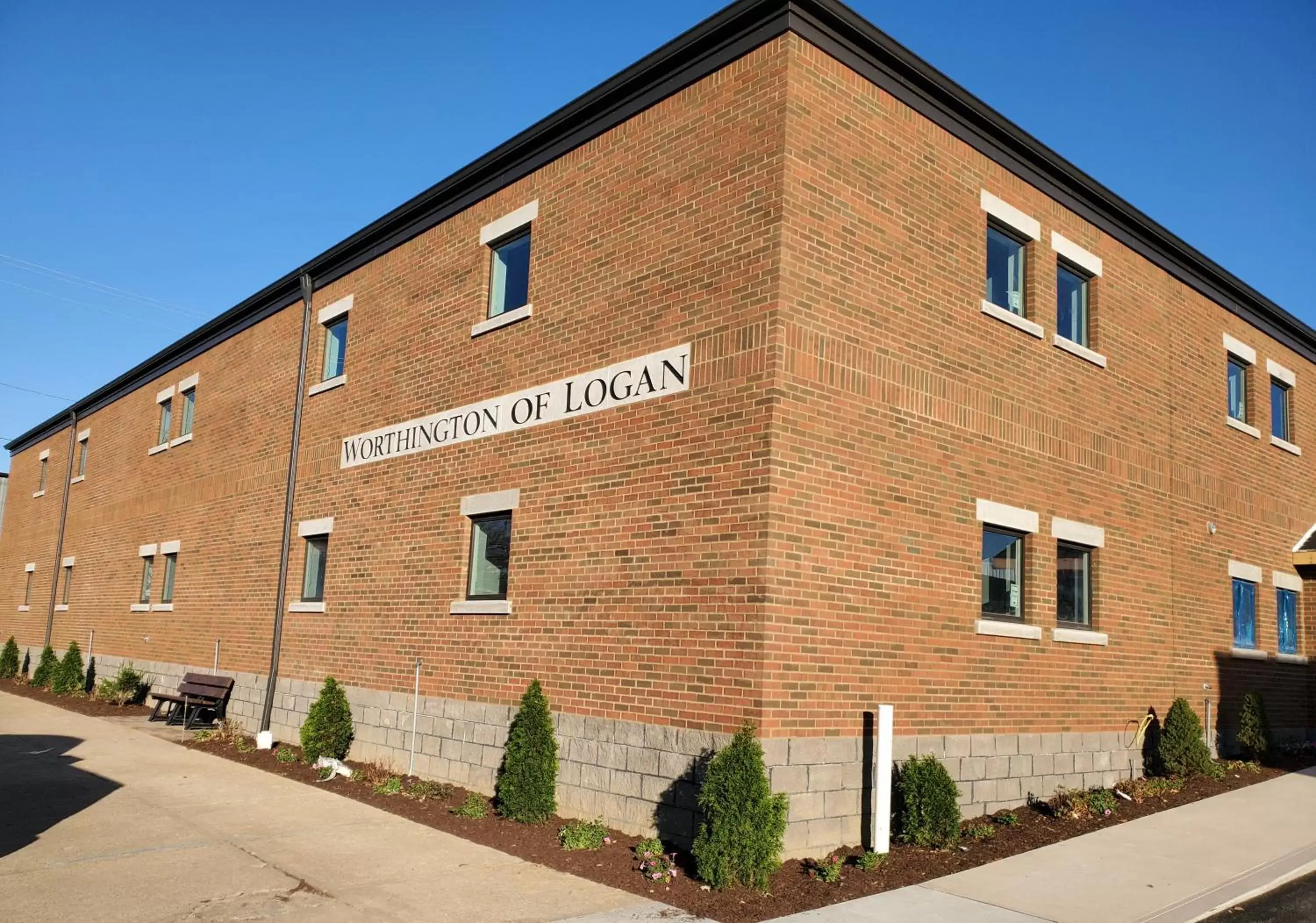 Property building in Worthington of Logan Property building in Worthington of Logan