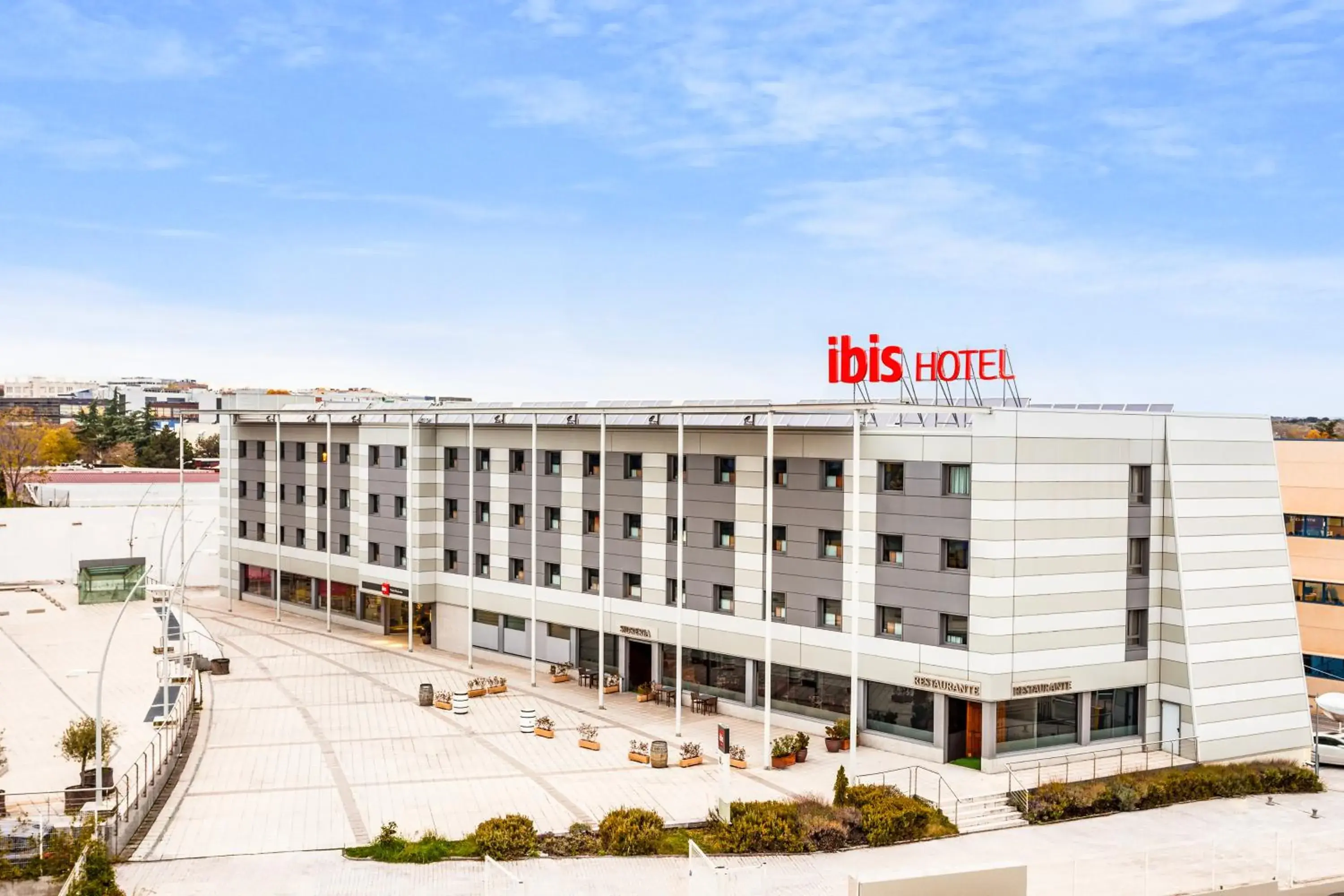 Bird's eye view, Property Building in Ibis Madrid Alcobendas