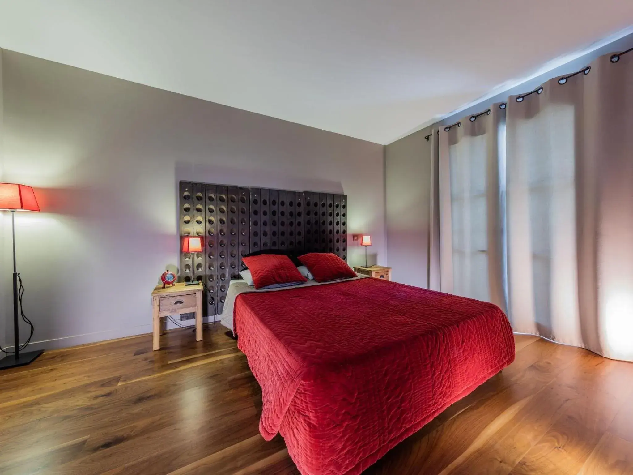 Bedroom, Room Photo in Garrigae Distillerie de Pezenas