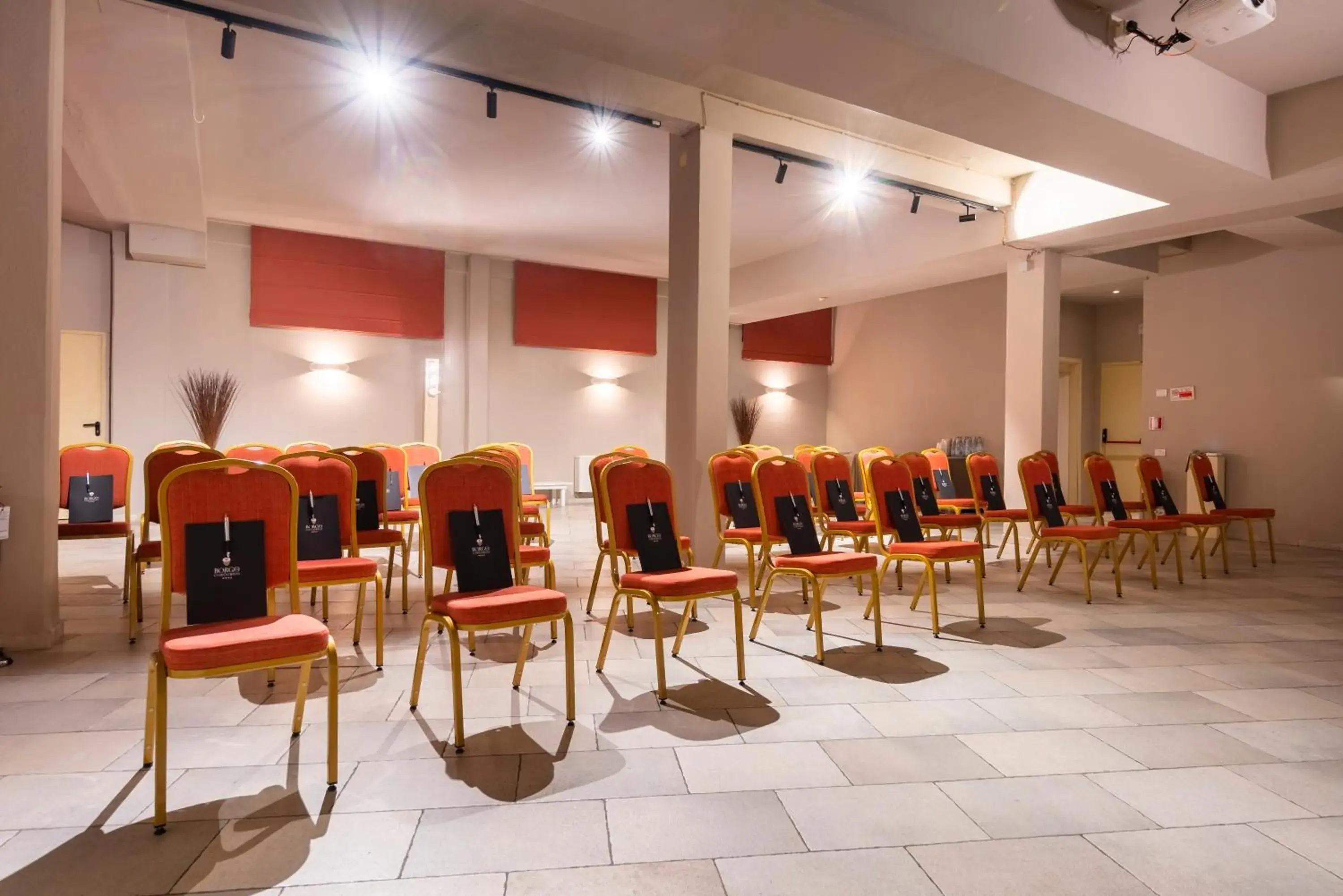 Meeting/conference room in Hotel Borgo Di Cortefreda