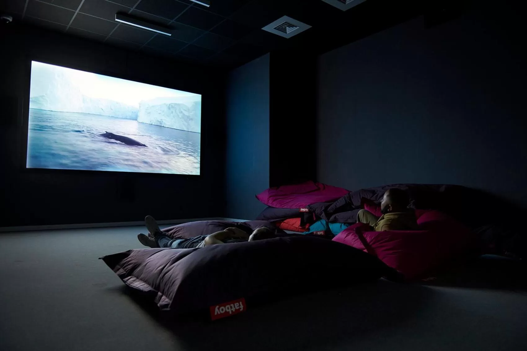 Area and facilities in ECLA Paris Massy Palaiseau