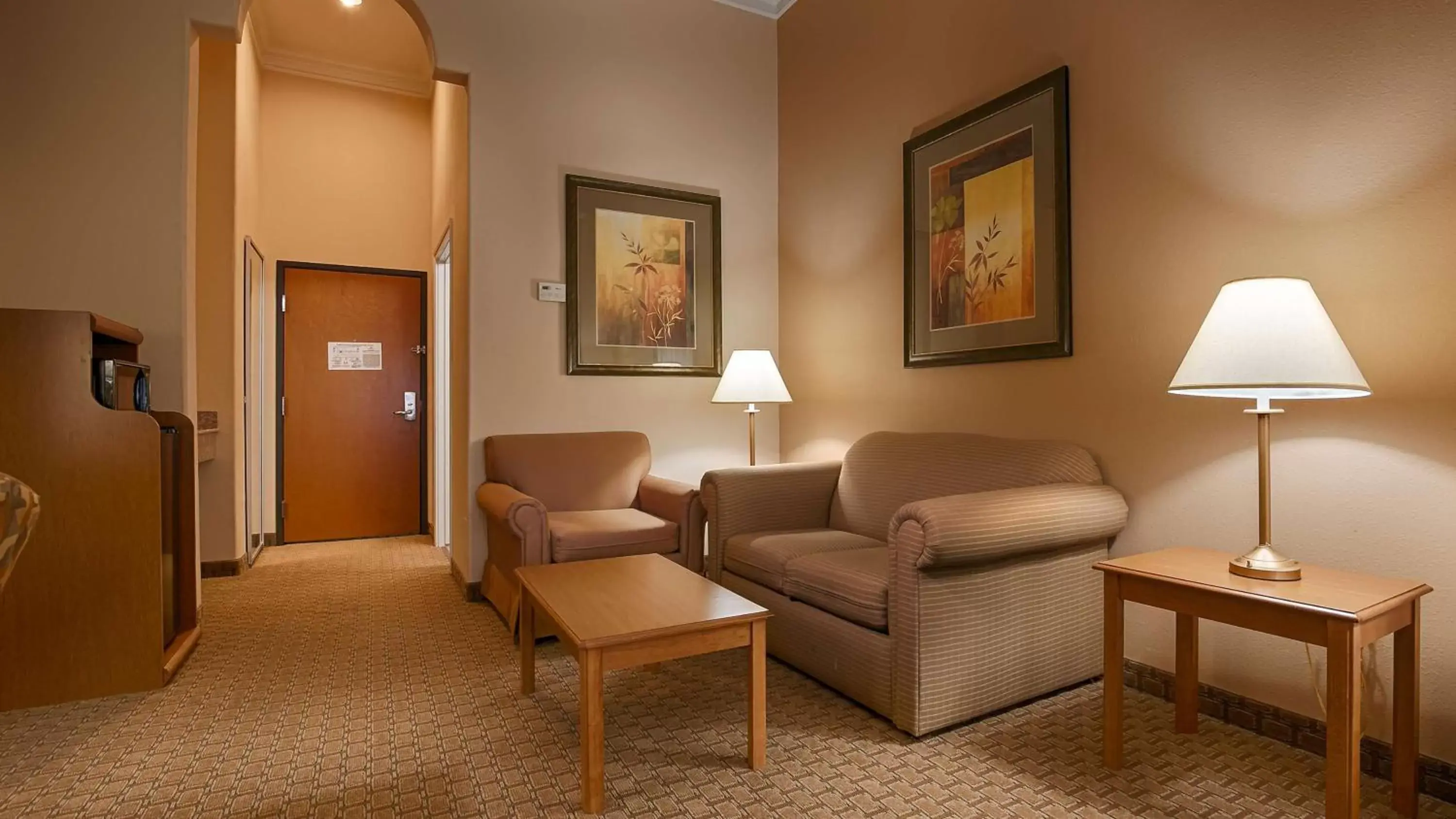 Photo of the whole room in Best Western Plus New Caney Inn & Suites Photo of the whole room in Best Western Plus New Caney Inn & Suites