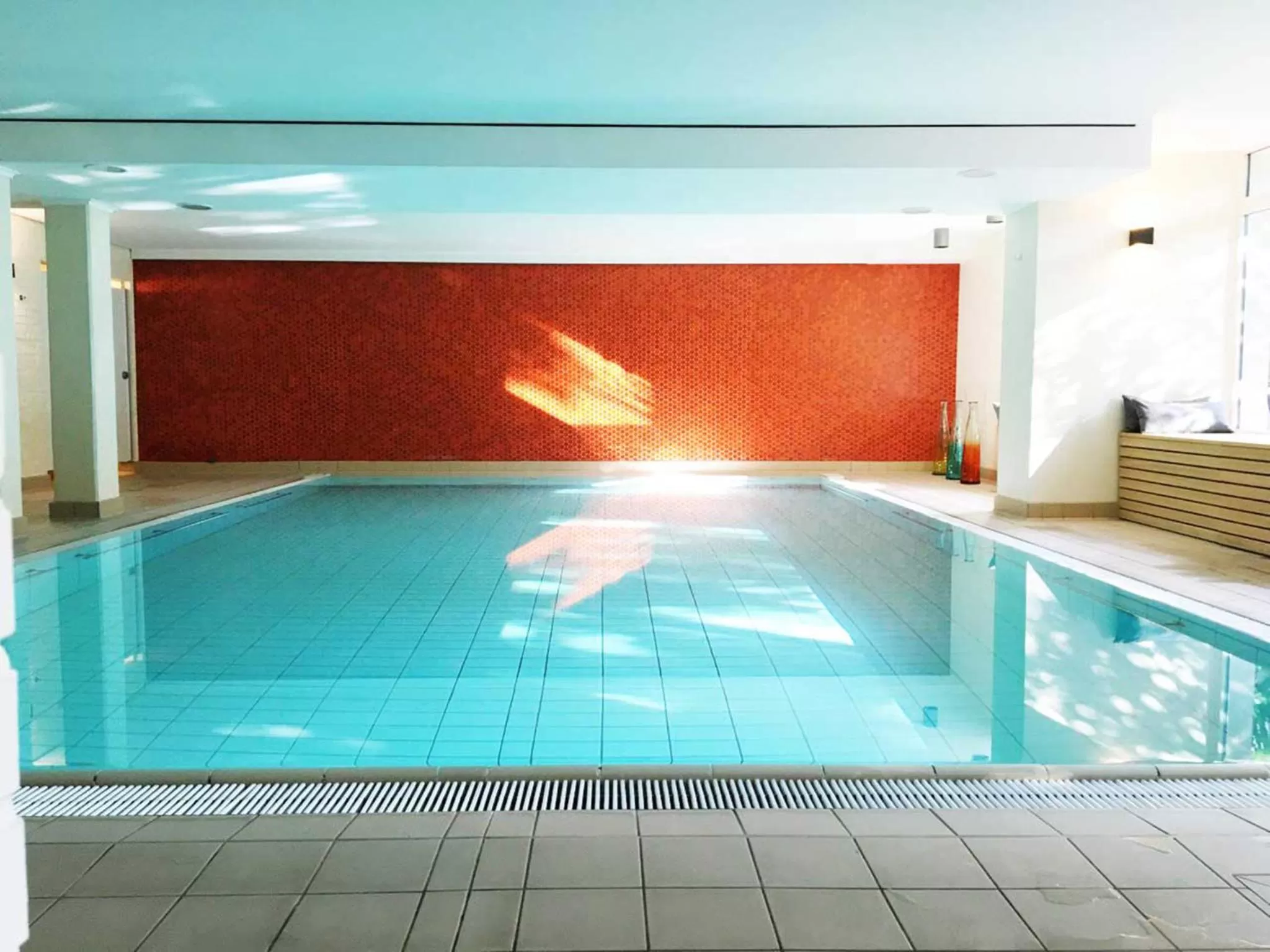 Swimming pool in Hotel Ancora Timmendorfer Strand, Pool inklusive
