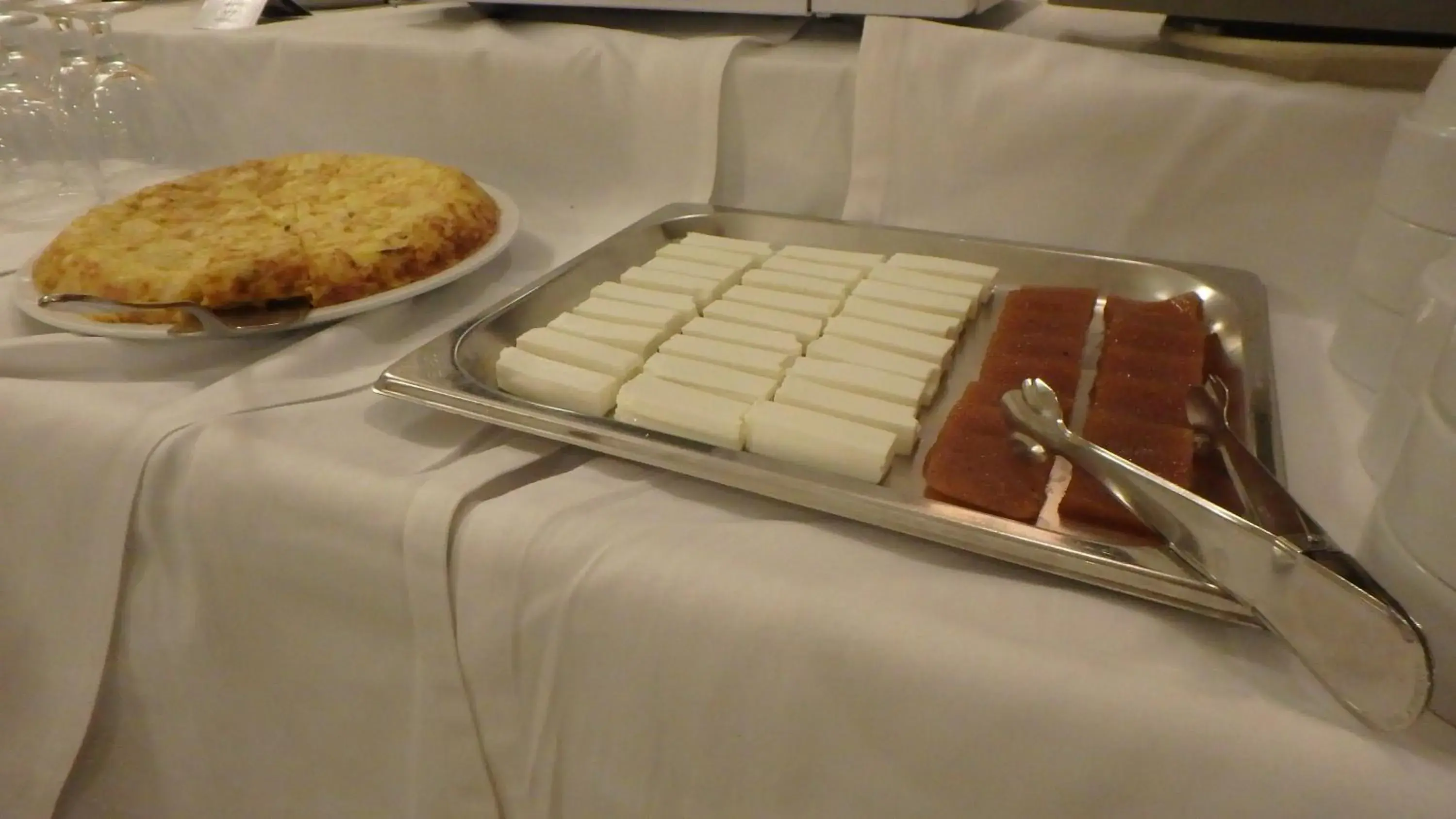 Buffet breakfast in Xalet Besolí Buffet breakfast in Xalet Besolí