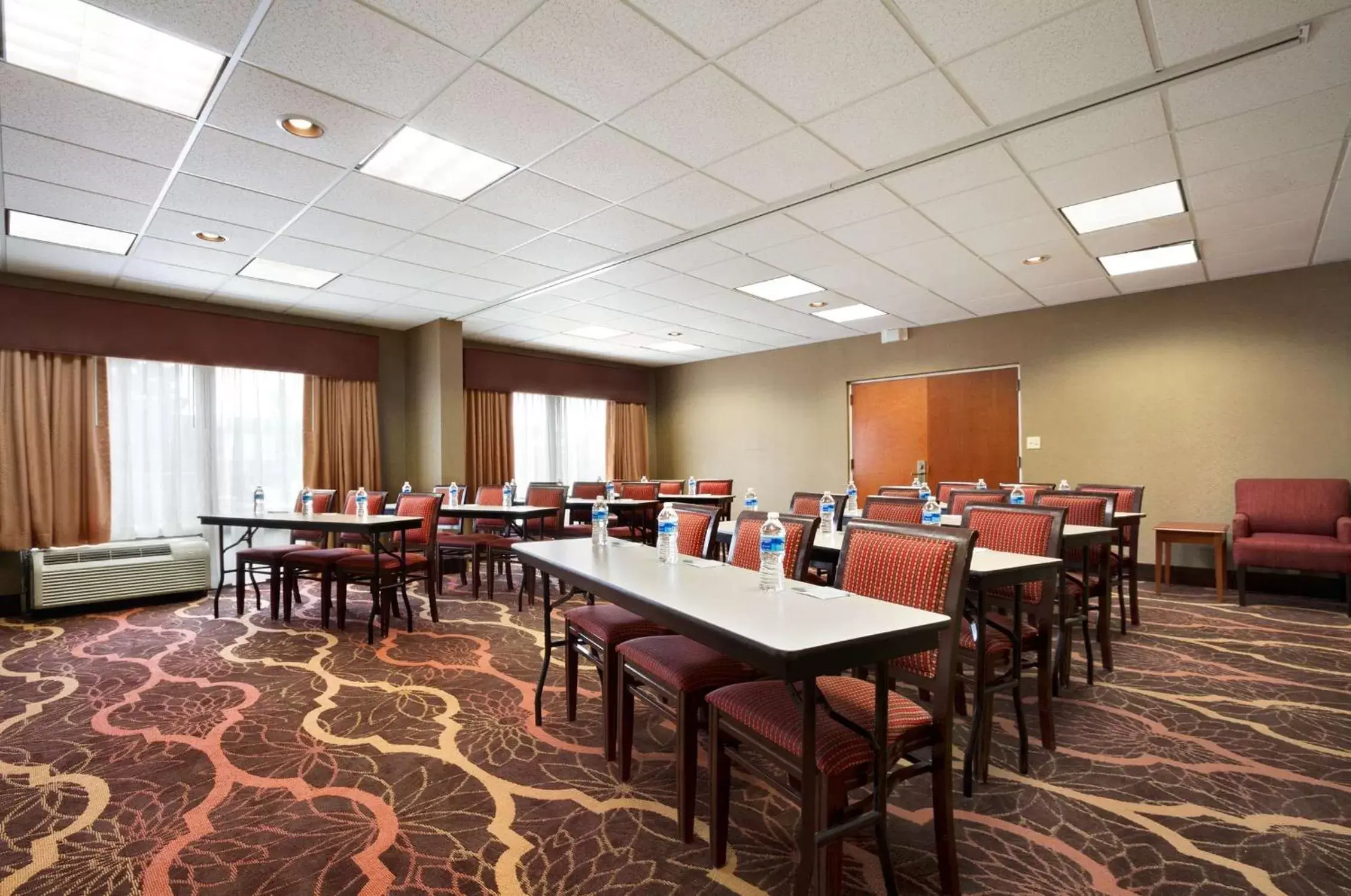 Meeting/conference room in Hampton Inn Santee-I-95