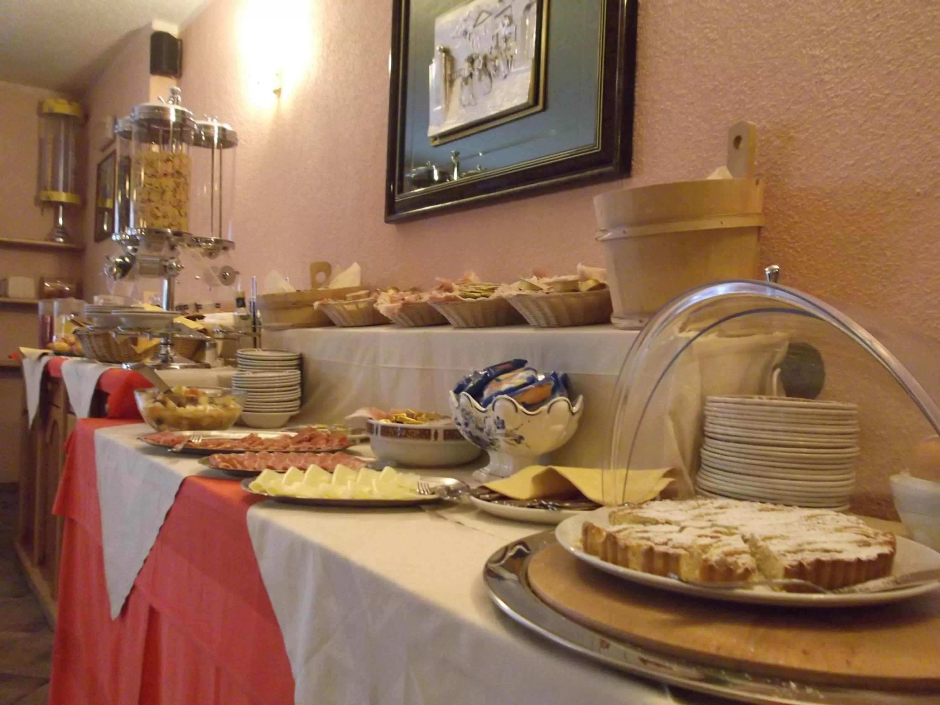 Food and drinks in Hotel Adele