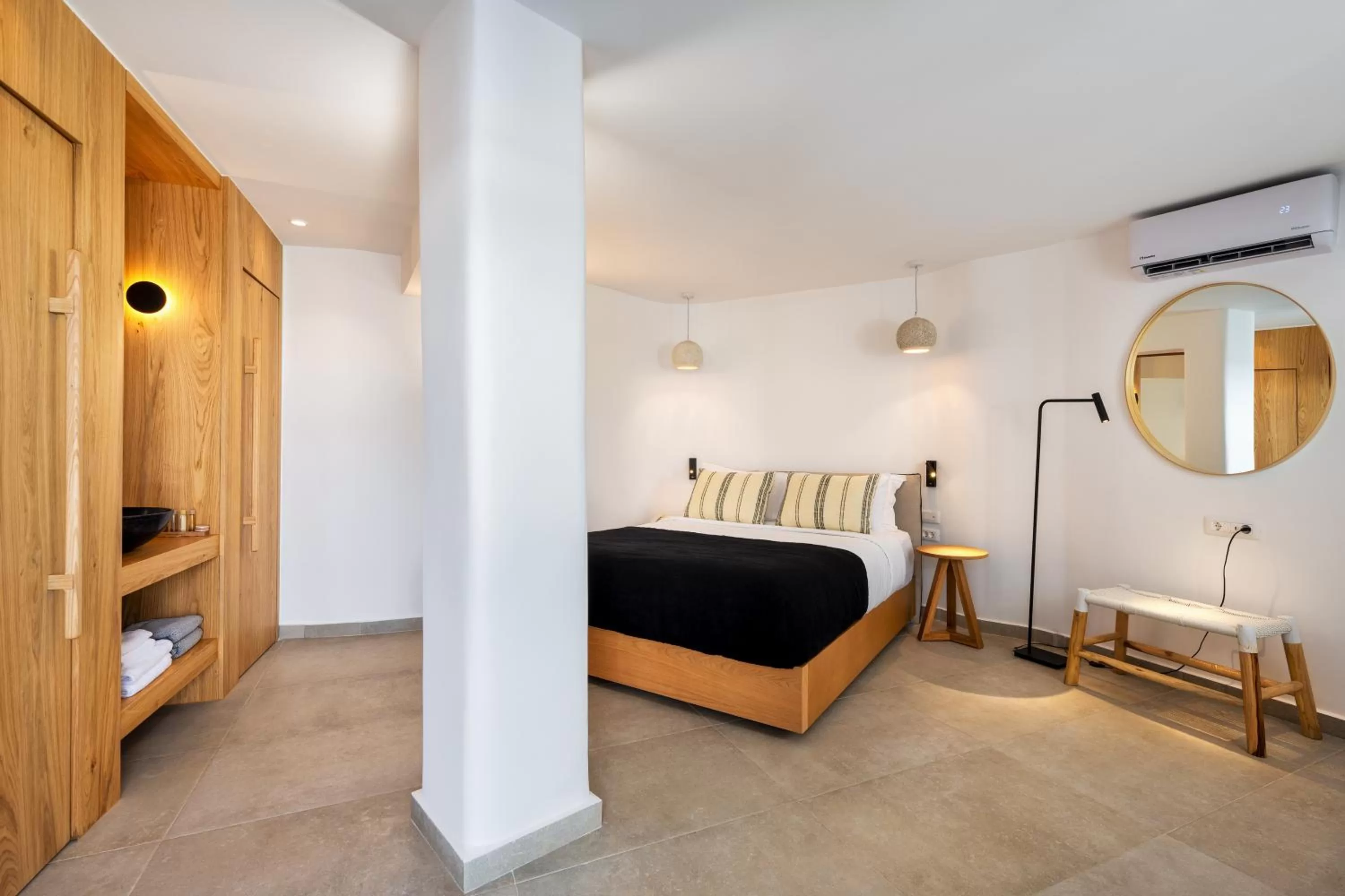 Bed in Callia Retreat Suites - Adults Only