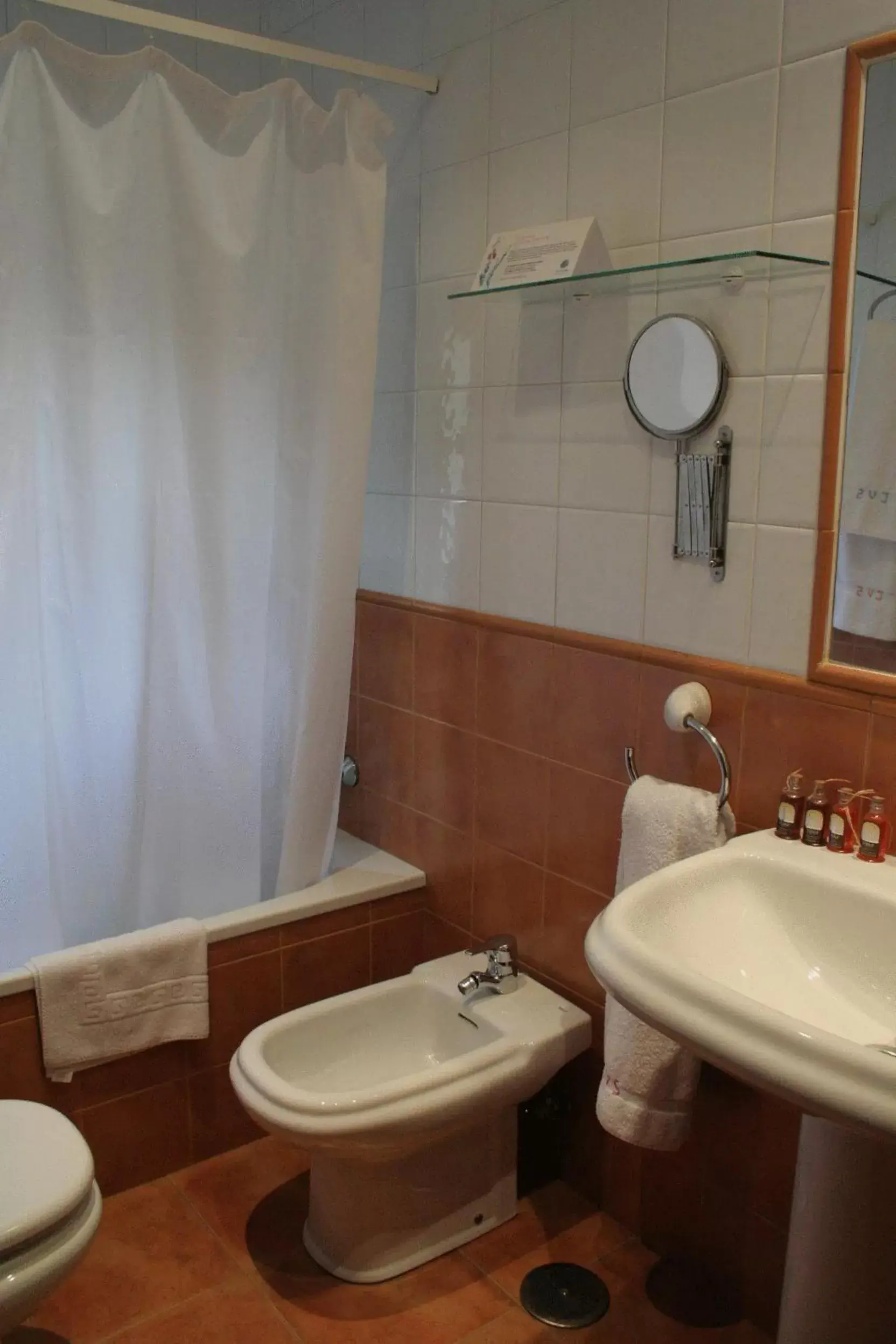 Bathroom in Hotel Casa Vieja del Sastre